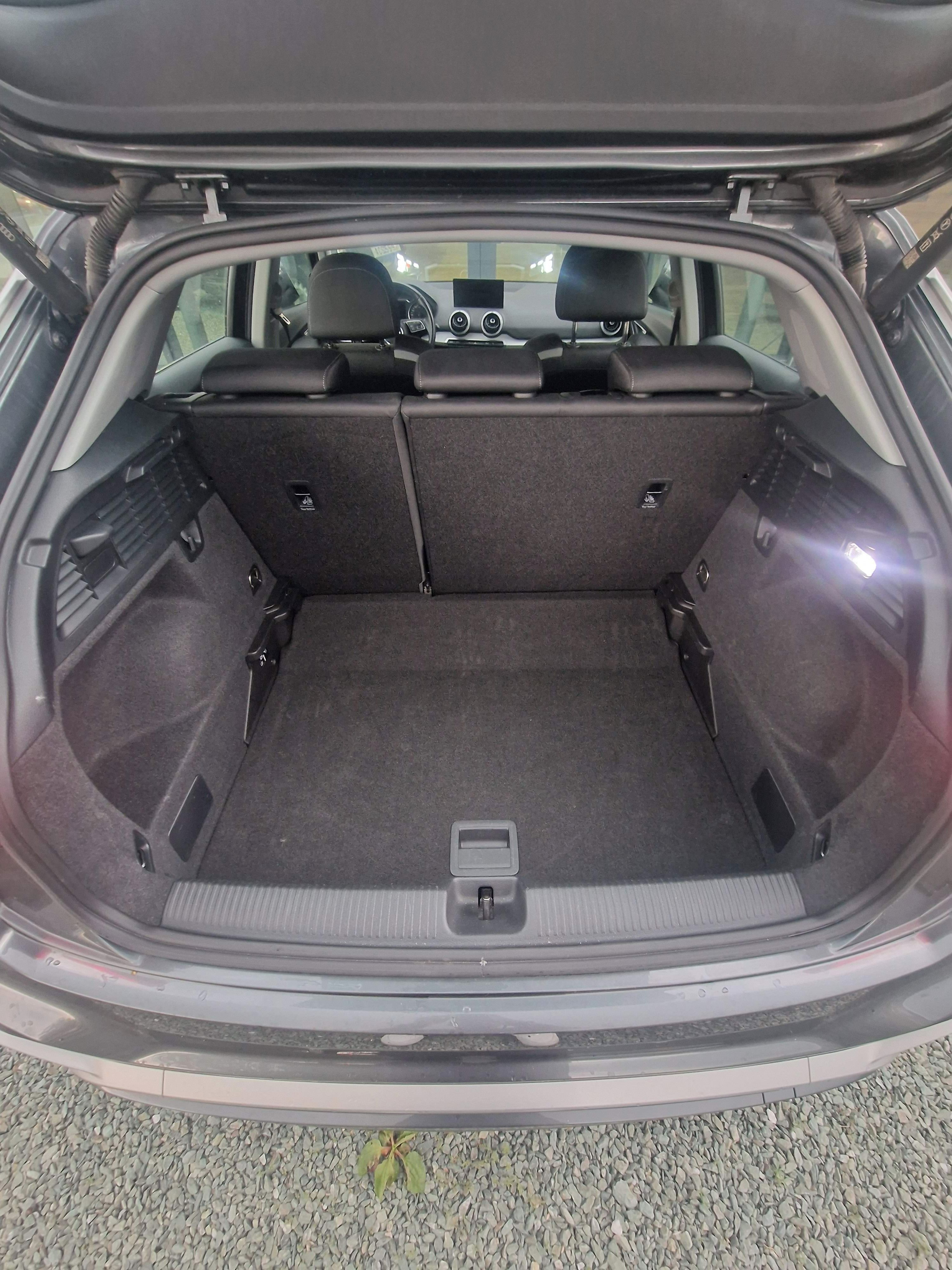 Audi Q2, S-line 1.5 TSI 110 kW DSG - fotka 6