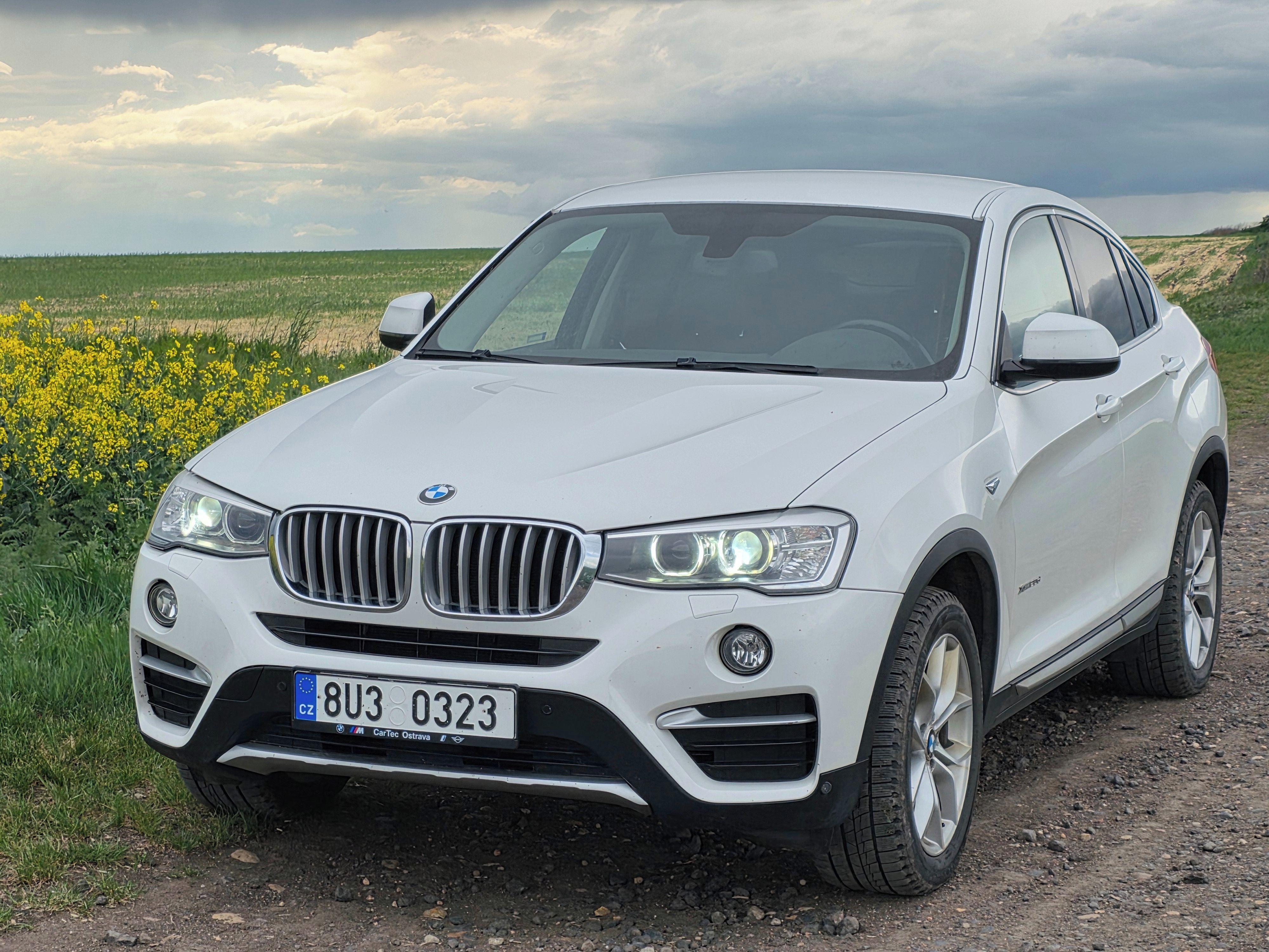 BMW X4, MANUAL SLUŠNÝ STAV xdrive