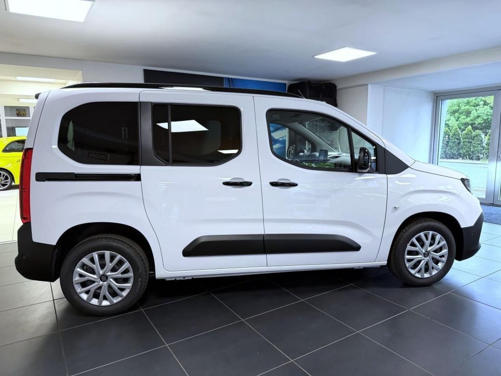 Fiat Dobló, Panorama 1.2 Turbo 110k MT6 - fotka 4