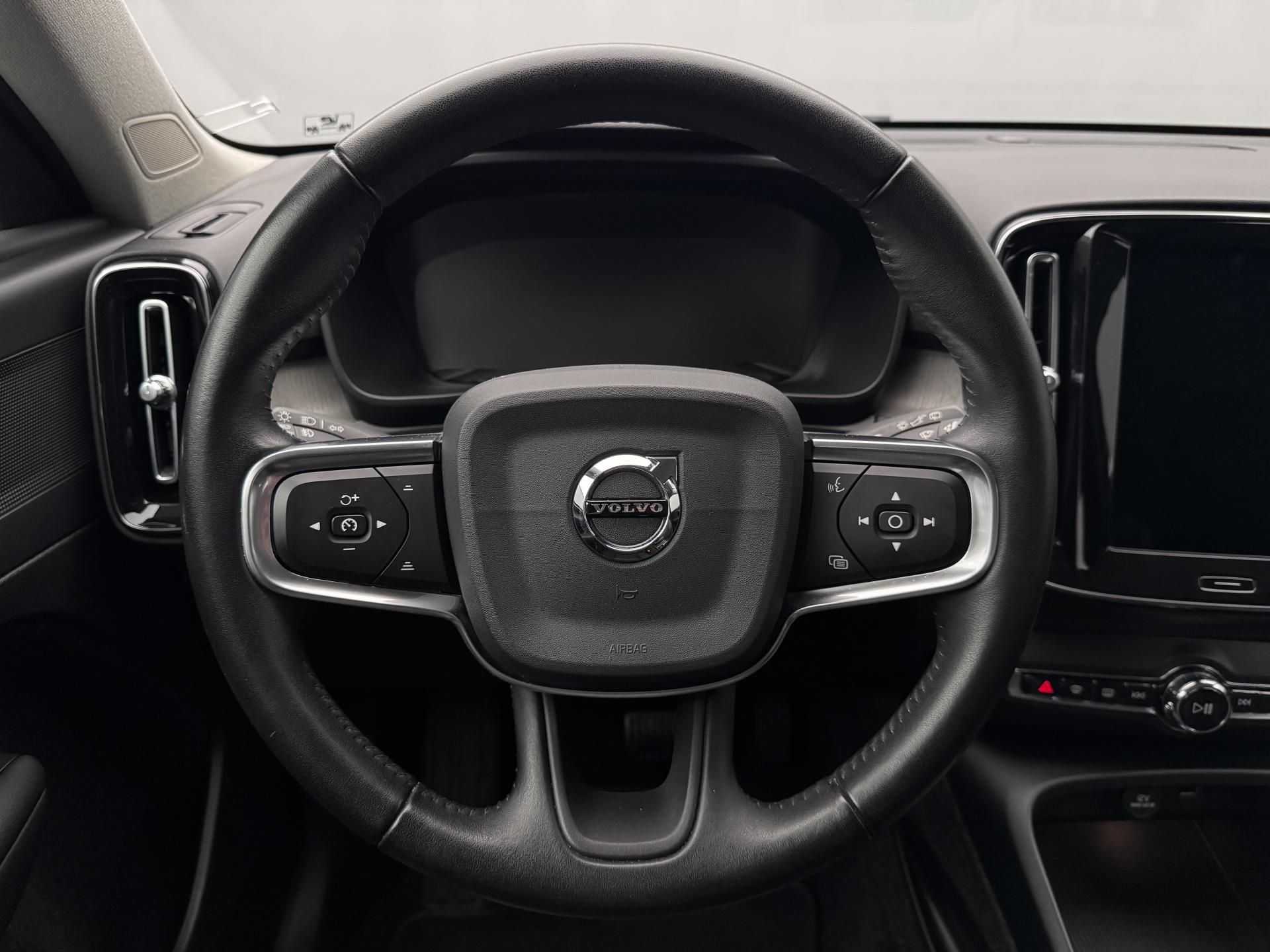 Volvo XC40, D3 INSCRIPTION AUT - fotka 3