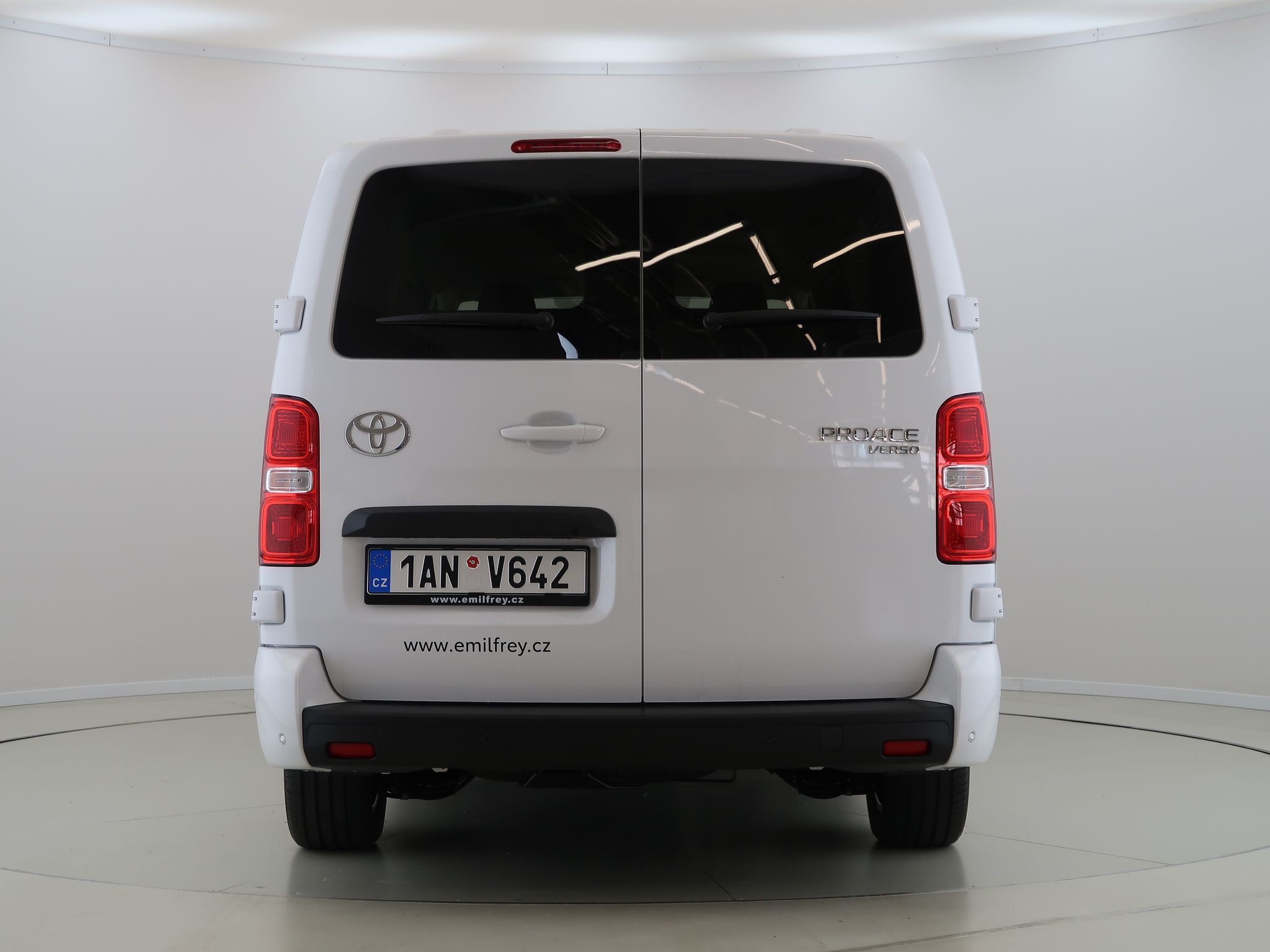 Toyota Proace Verso, 2.2,D-4D,Business Comfort - fotka 6