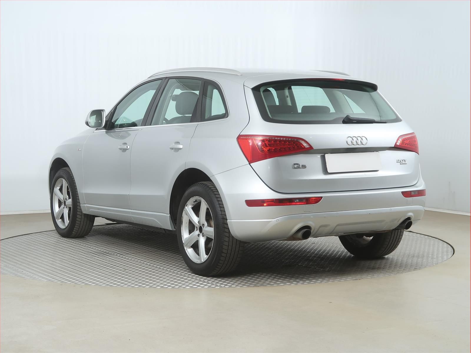 Audi Q5, 2.0 TFSI, 4X4, Automat, Kůže - fotka 4
