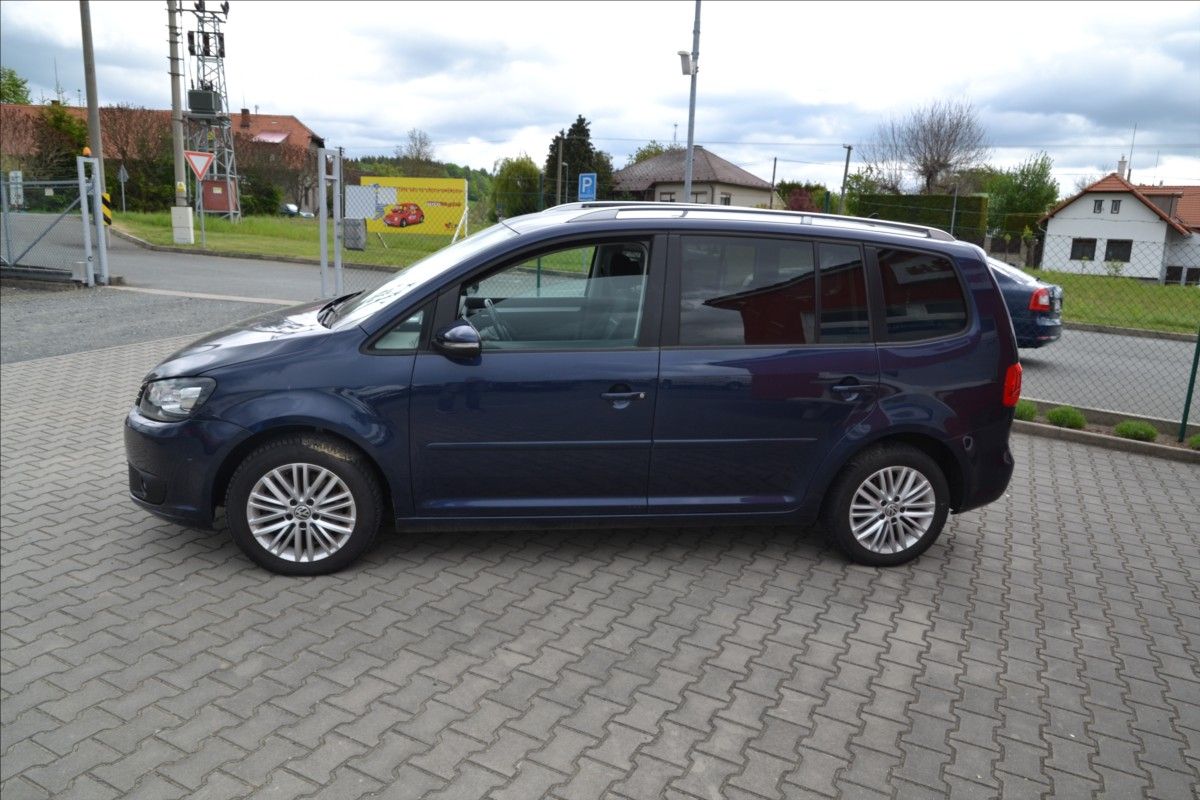 Volkswagen Touran, 2,0 TDI DSG WEBASTO TZ LED DIG - fotka 4