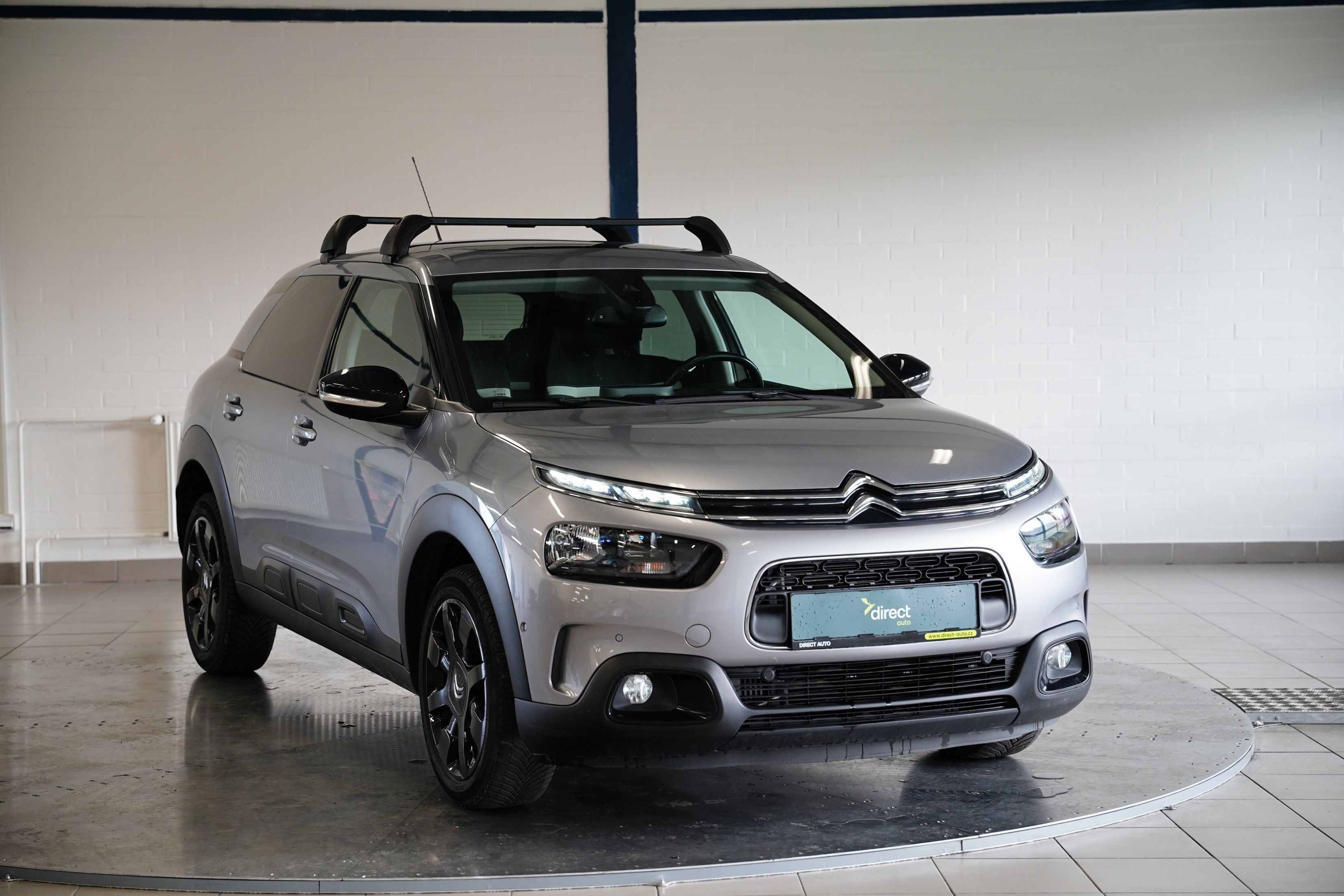 Citroën C4 Cactus, 1.2 PureTech 81 kW Shine - fotka 2
