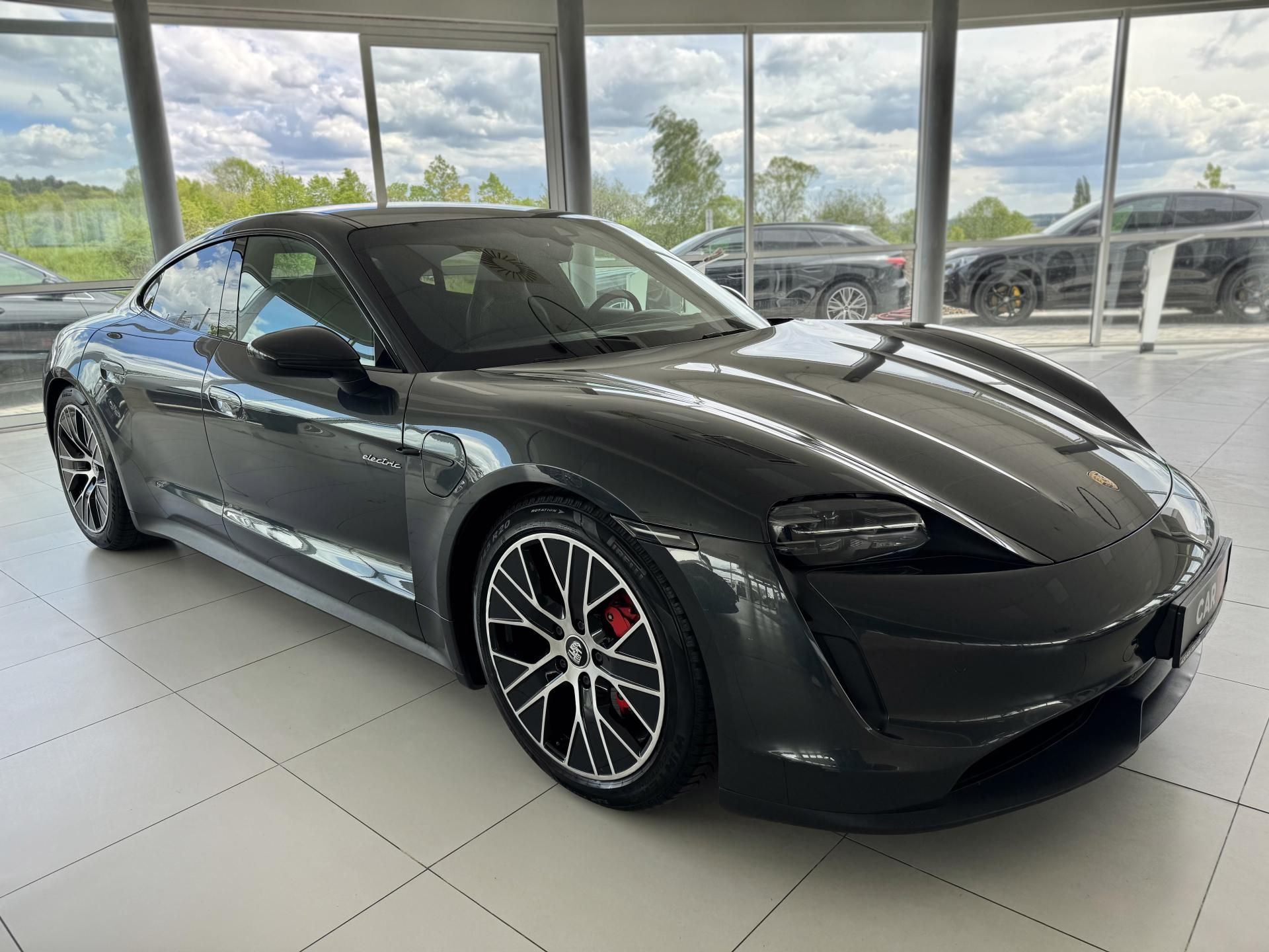 Porsche Taycan, 4S Performance*Panorama*DPH - fotka 4