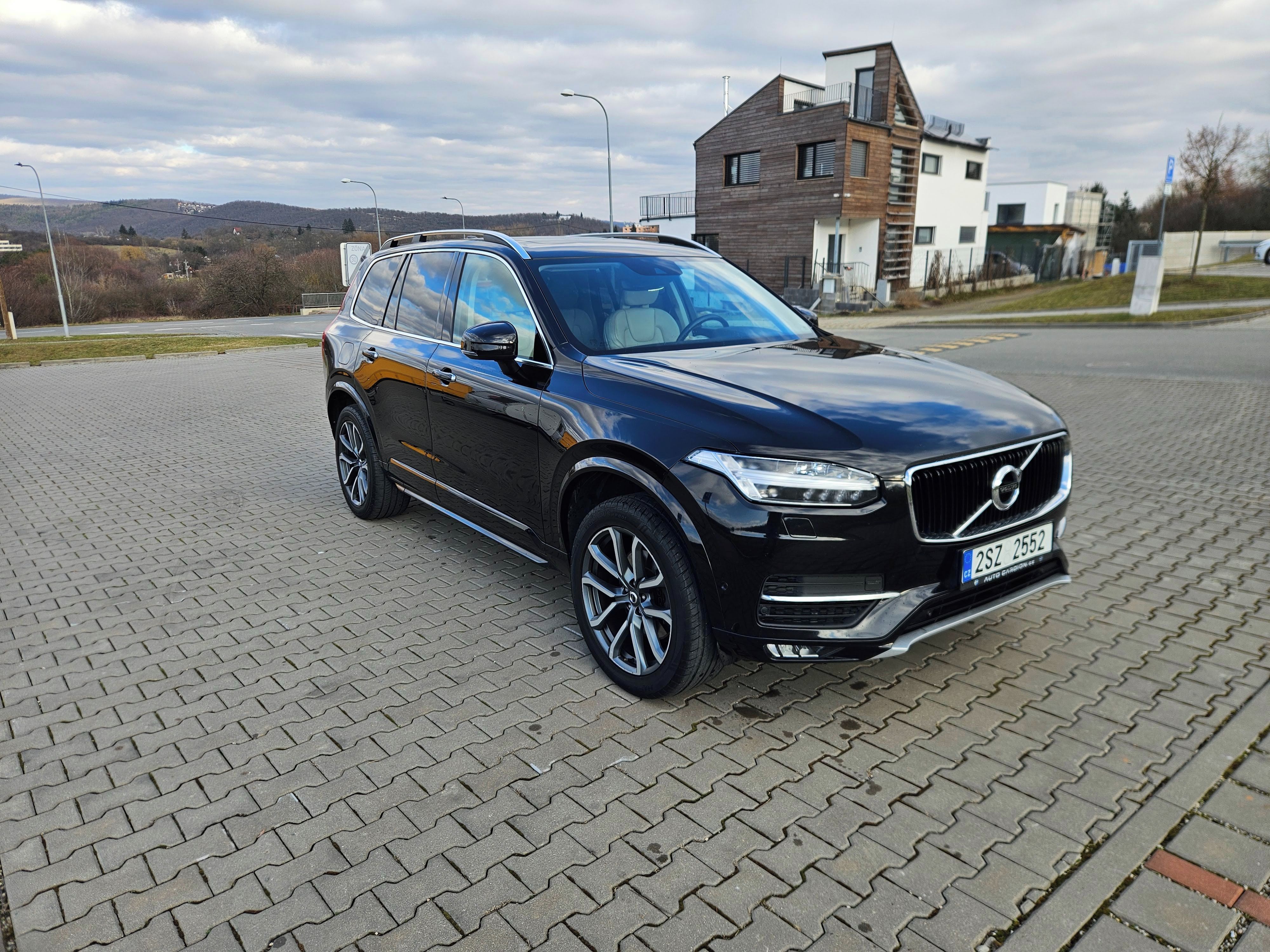 Volvo XC90, D5 plná výbava, AWD, odp. DPH - fotka 4