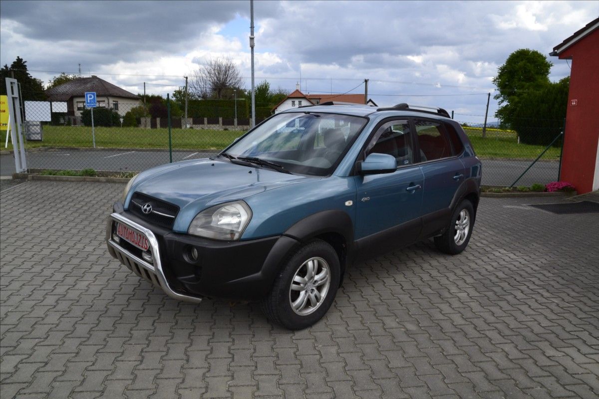 Hyundai Tucson, 2,0 CRDi 4x4 TZ -1600 KG ČR ST - fotka 3