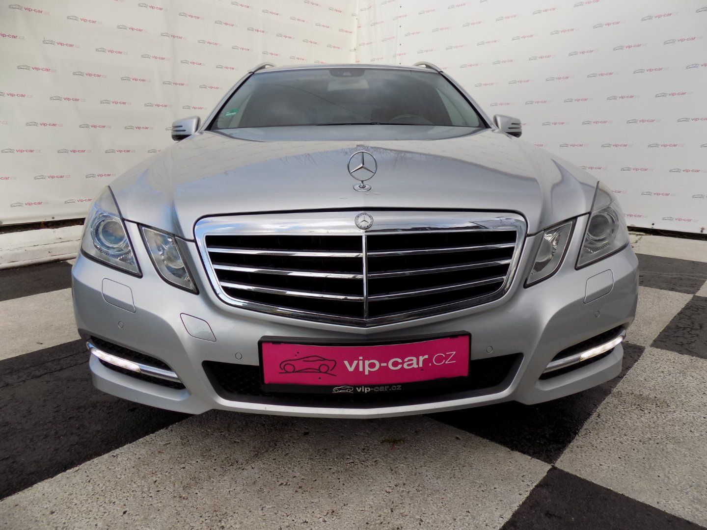 Mercedes-Benz Třídy E, E 300CDI/bi-xenon/Avantgarde/ - fotka 5