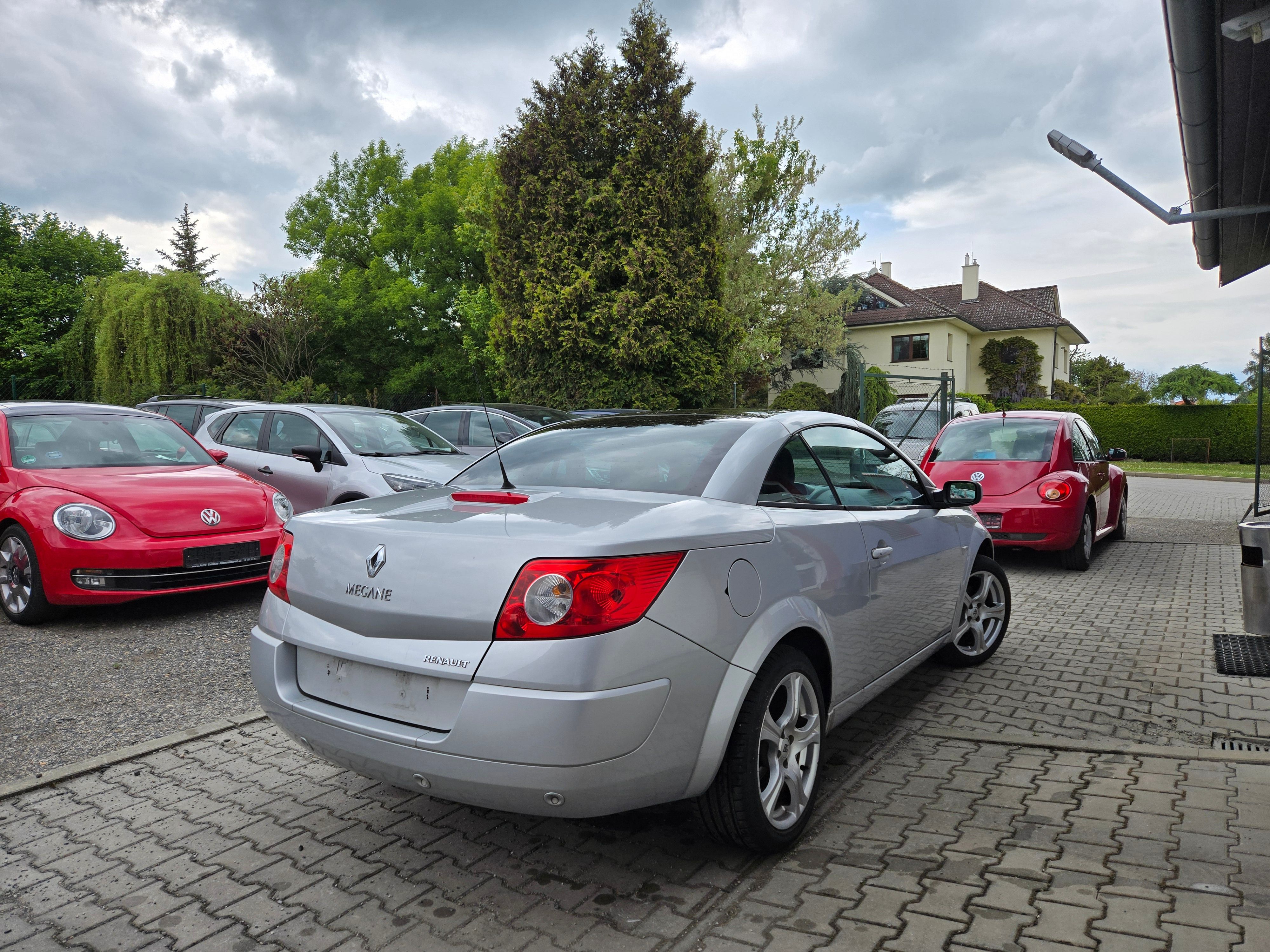 Renault Mégane, Cabrio2,0 16V KARMANN+zim.kola - fotka 5