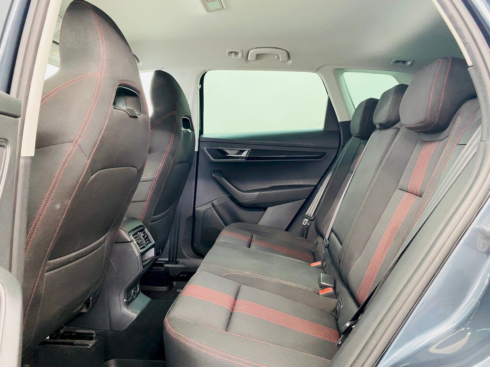 Škoda Karoq, 1.6 TDI DSG Style - fotka 6