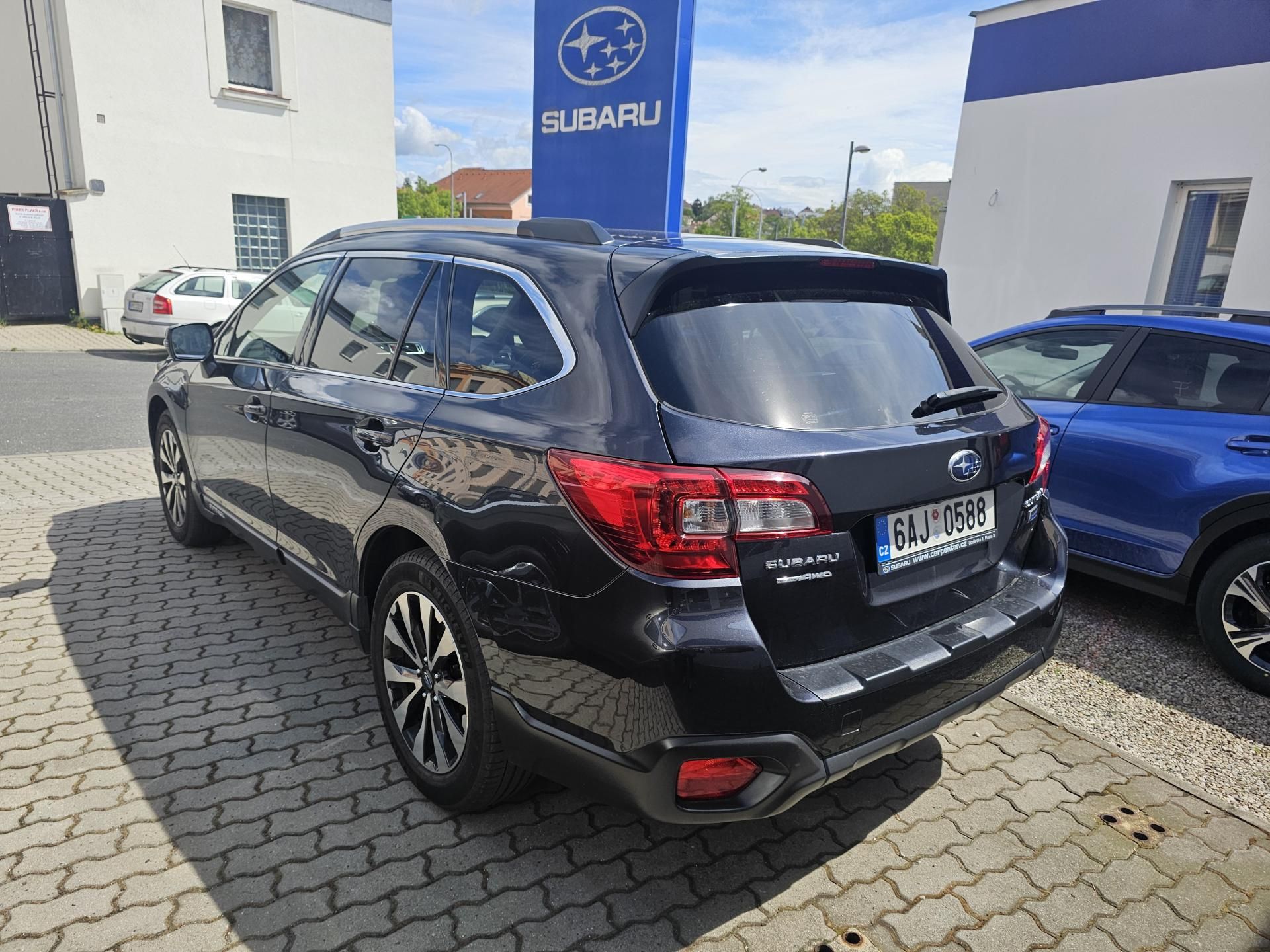 Subaru Outback, 2 TD kůže, NAVI - fotka 5