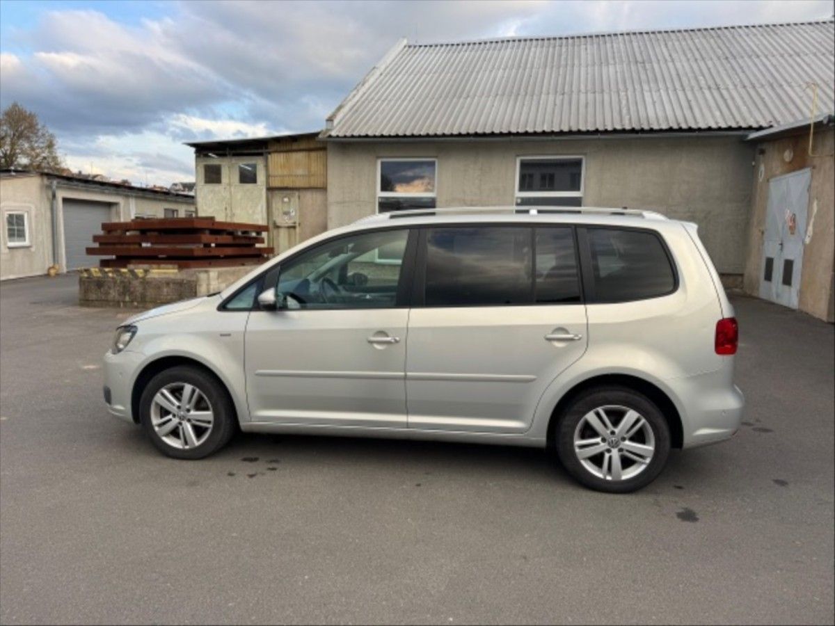 Volkswagen Touran, 1,4 TSi 110kW CNG DSG - fotka 4