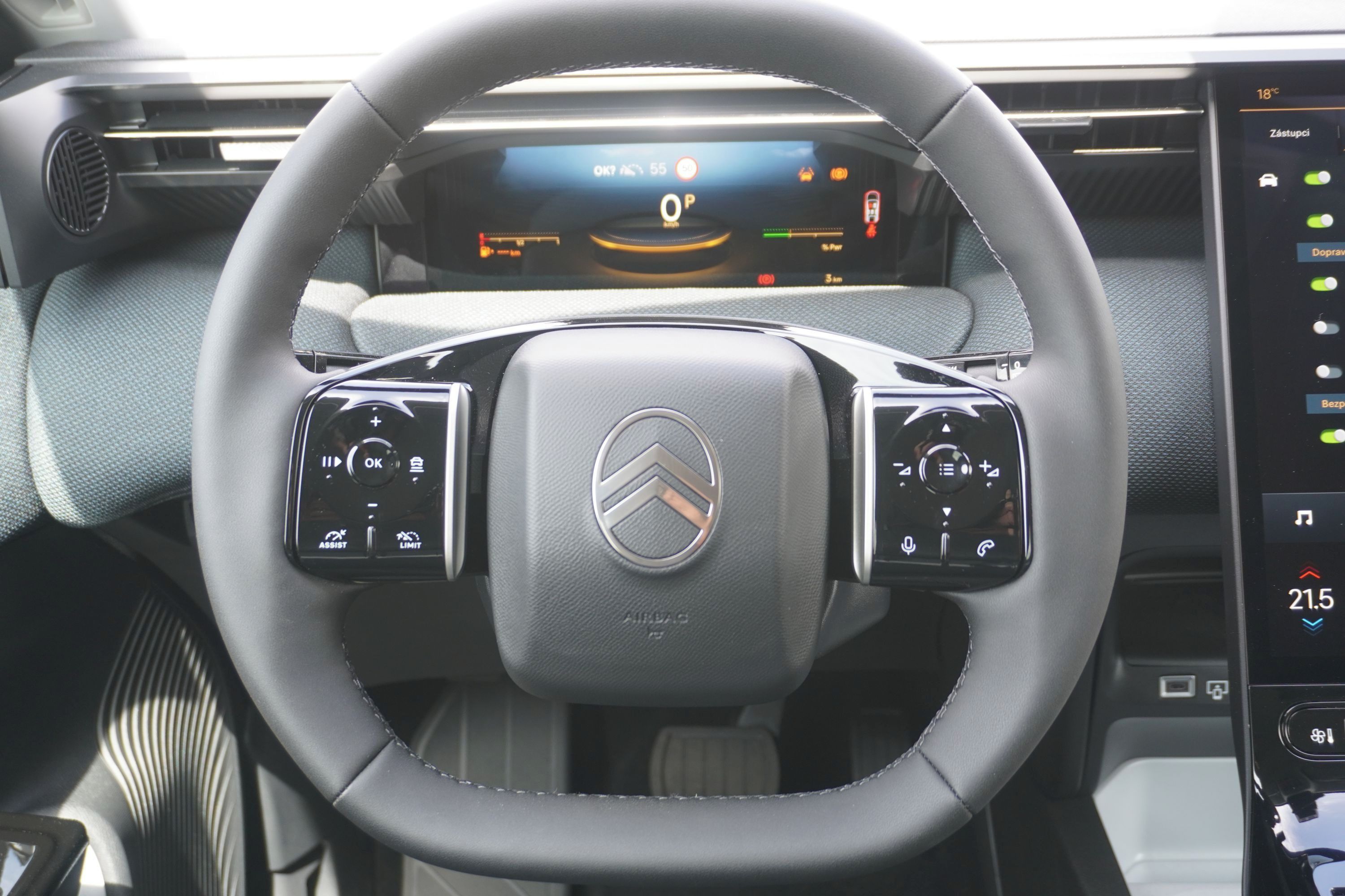 Citroën C5 Aircross, PLUS Hybrid 145k Automatic - fotka 6