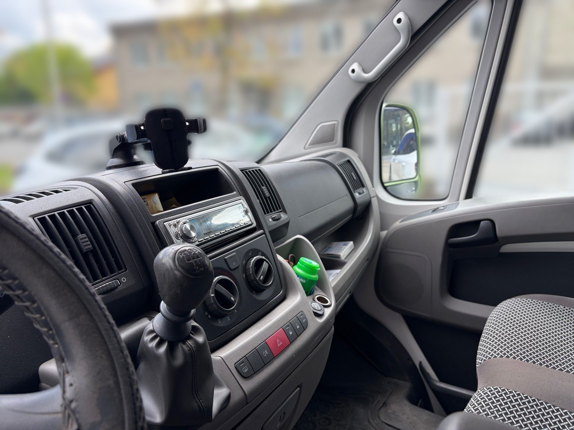 Peugeot Boxer, 9-míst dvojitá klima - fotka 4