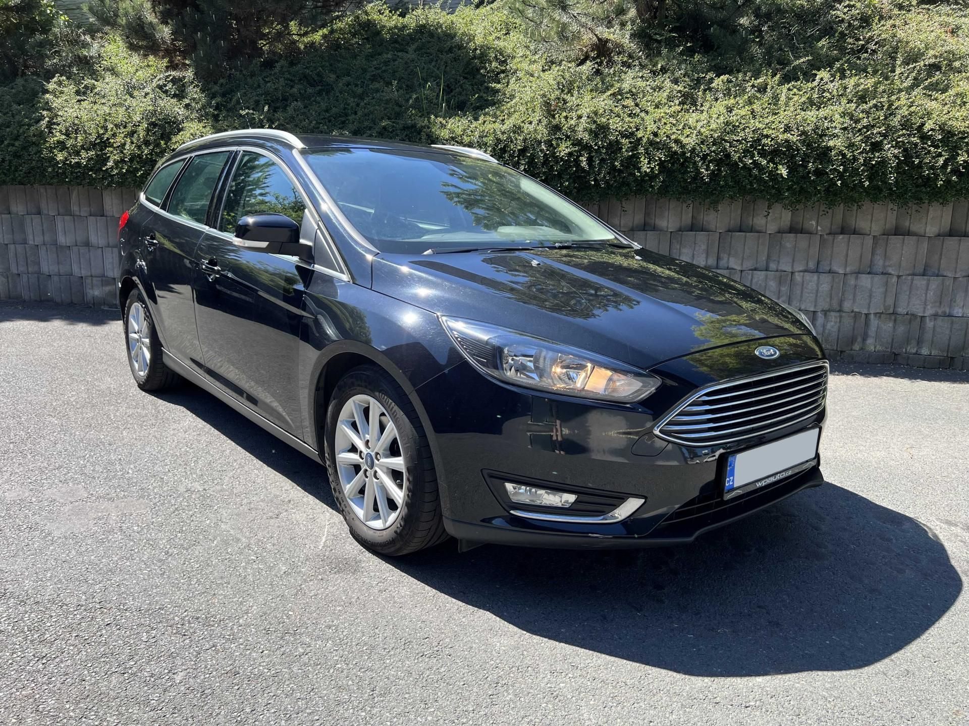 Ford Focus, 1.5 TDCi 88 kW 1.MAJ SERVISKA - fotka 3