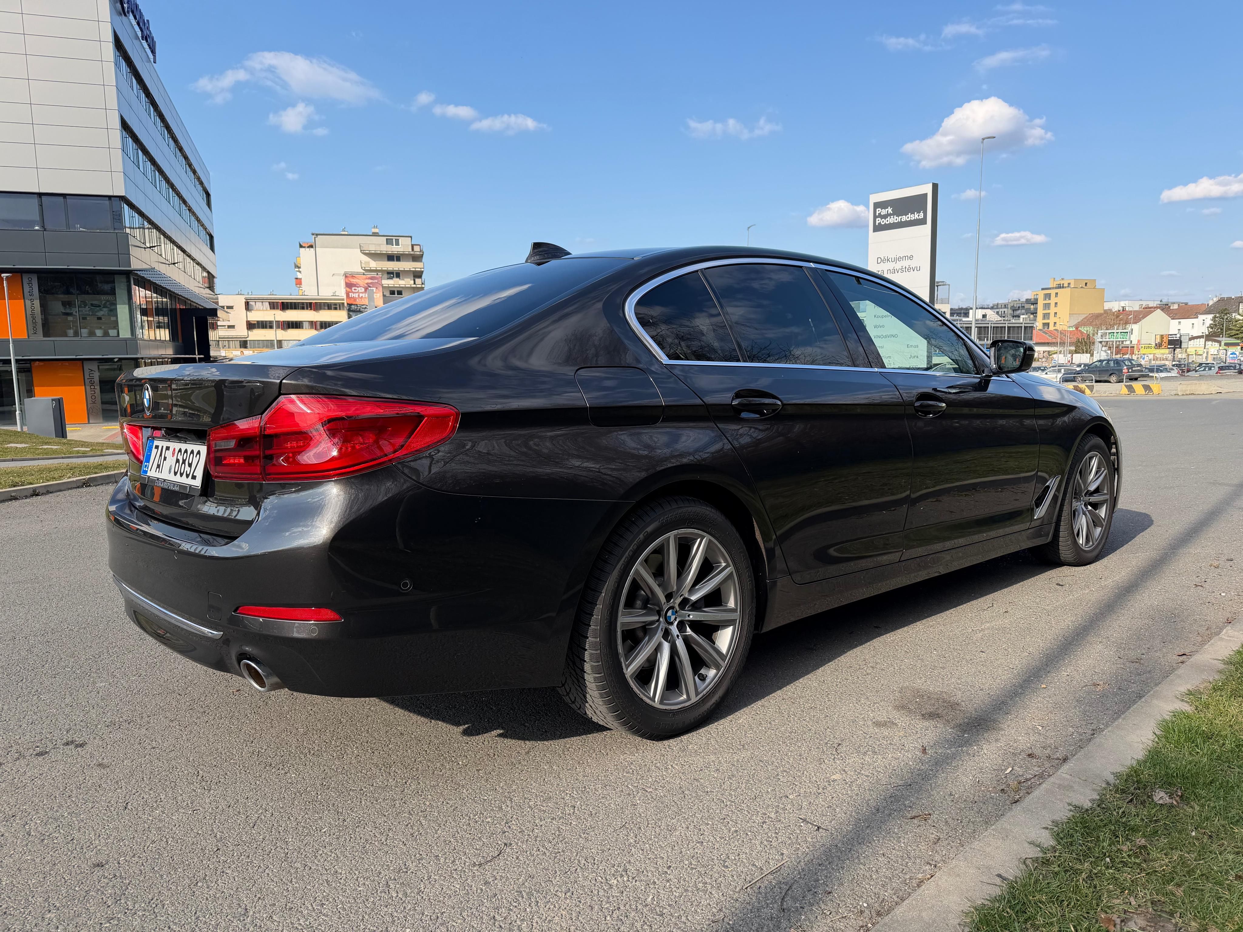 BMW Řada 5, 2.0d 140 kW xDrive | 2018 | ČR - fotka 5