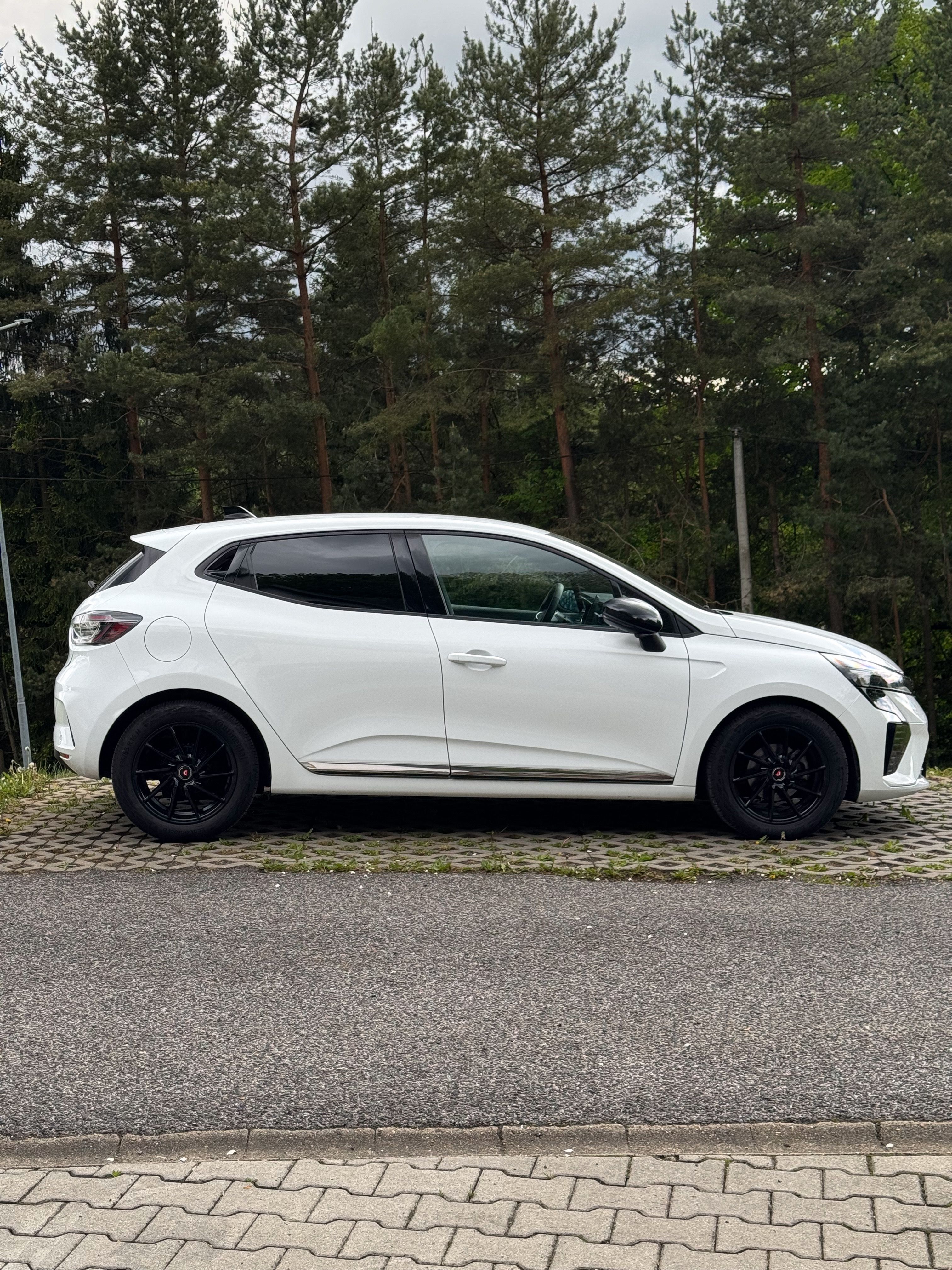 Renault Clio, 1.0 TCe 67 kw - fotka 2