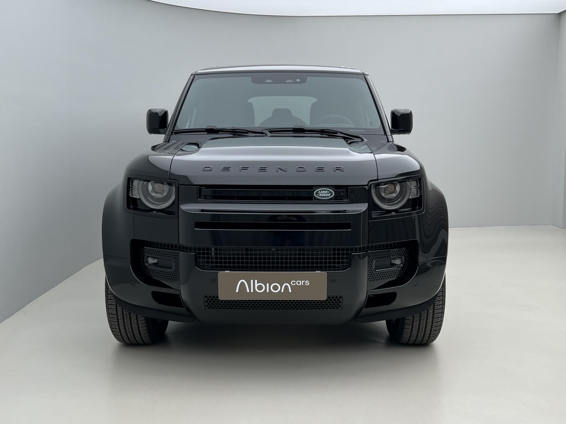 Land Rover Defender, 110 D250 X-DYNAMIC SE AWD Aut - fotka 2