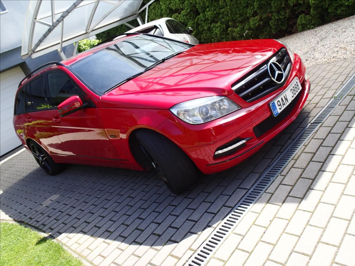 Mercedes-Benz Třídy C, 2,1 250 CDi,4Motin,AT - fotka 3