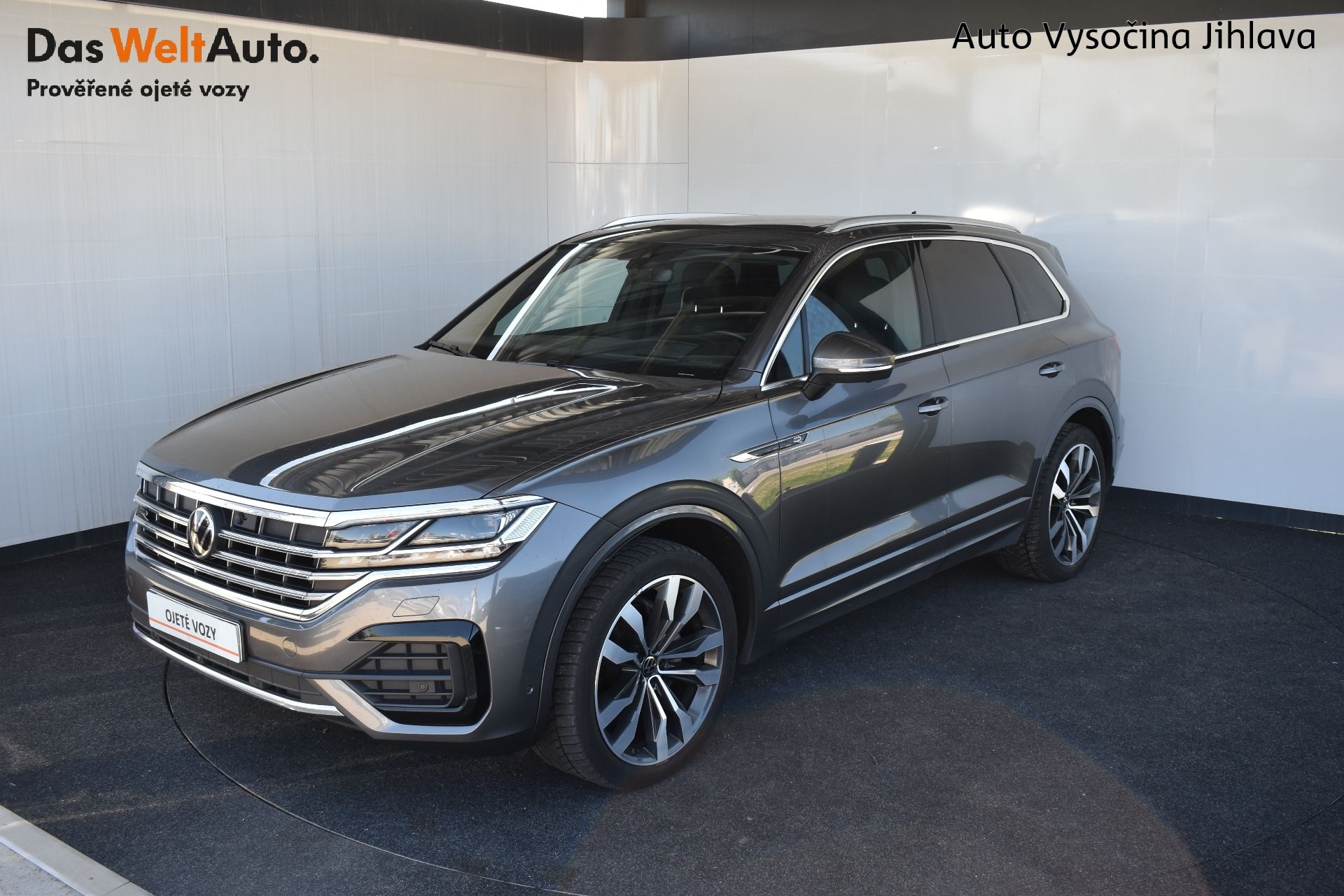 Volkswagen Touareg, 3.0TDI 210kW 4Motion, LED Matr