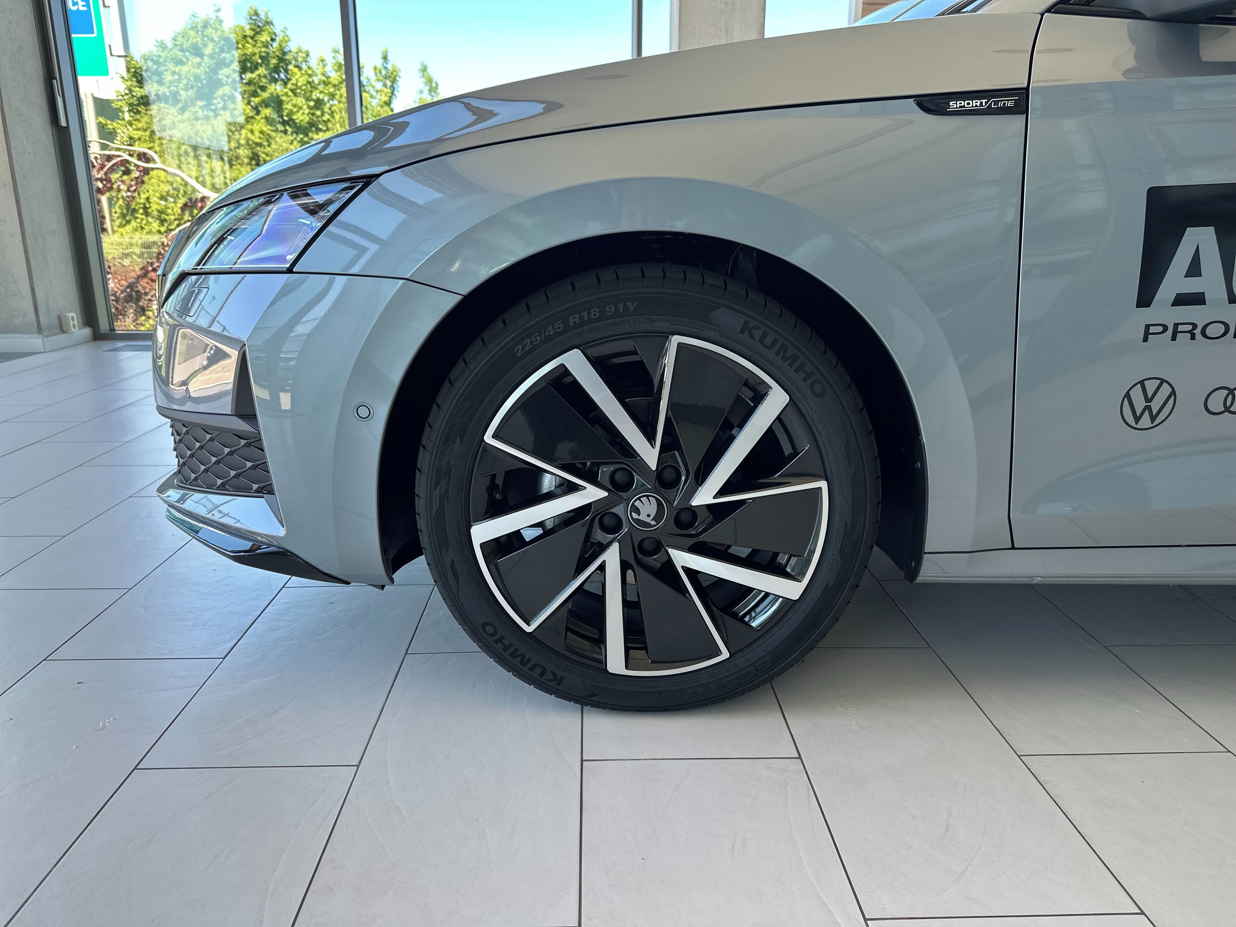 Škoda Octavia, Sportline 2,0 TDI 110 kW - fotka 4