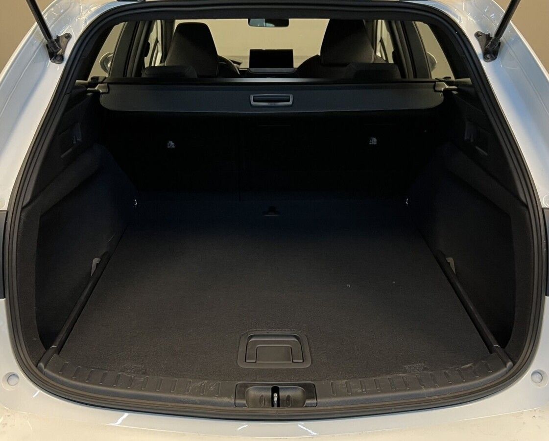 Toyota Corolla, 1,8 Hybrid AT Comfort - fotka 6