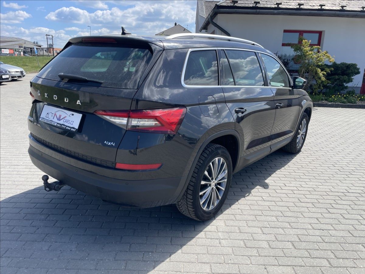 Škoda Kodiaq, 2,0 TDi 110kw STYLE 4x4 DSG 7m - fotka 4