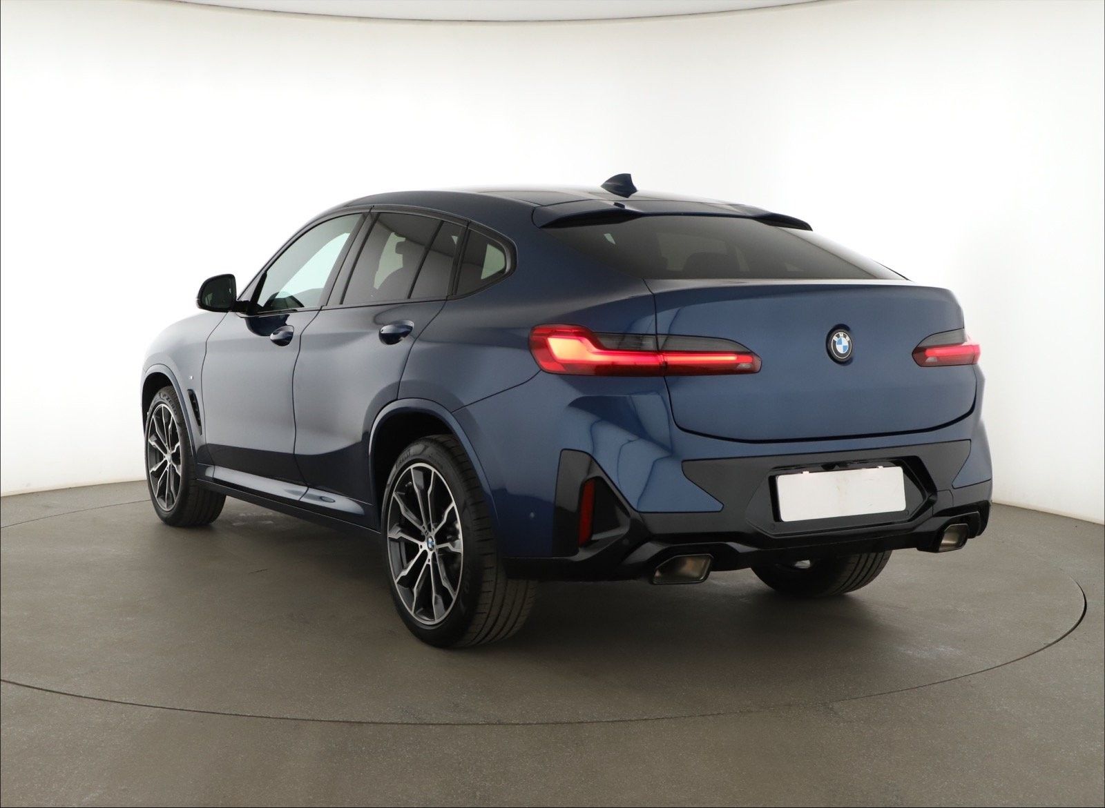 BMW X4, xDrive20i, M Sport, Výhřev - fotka 3