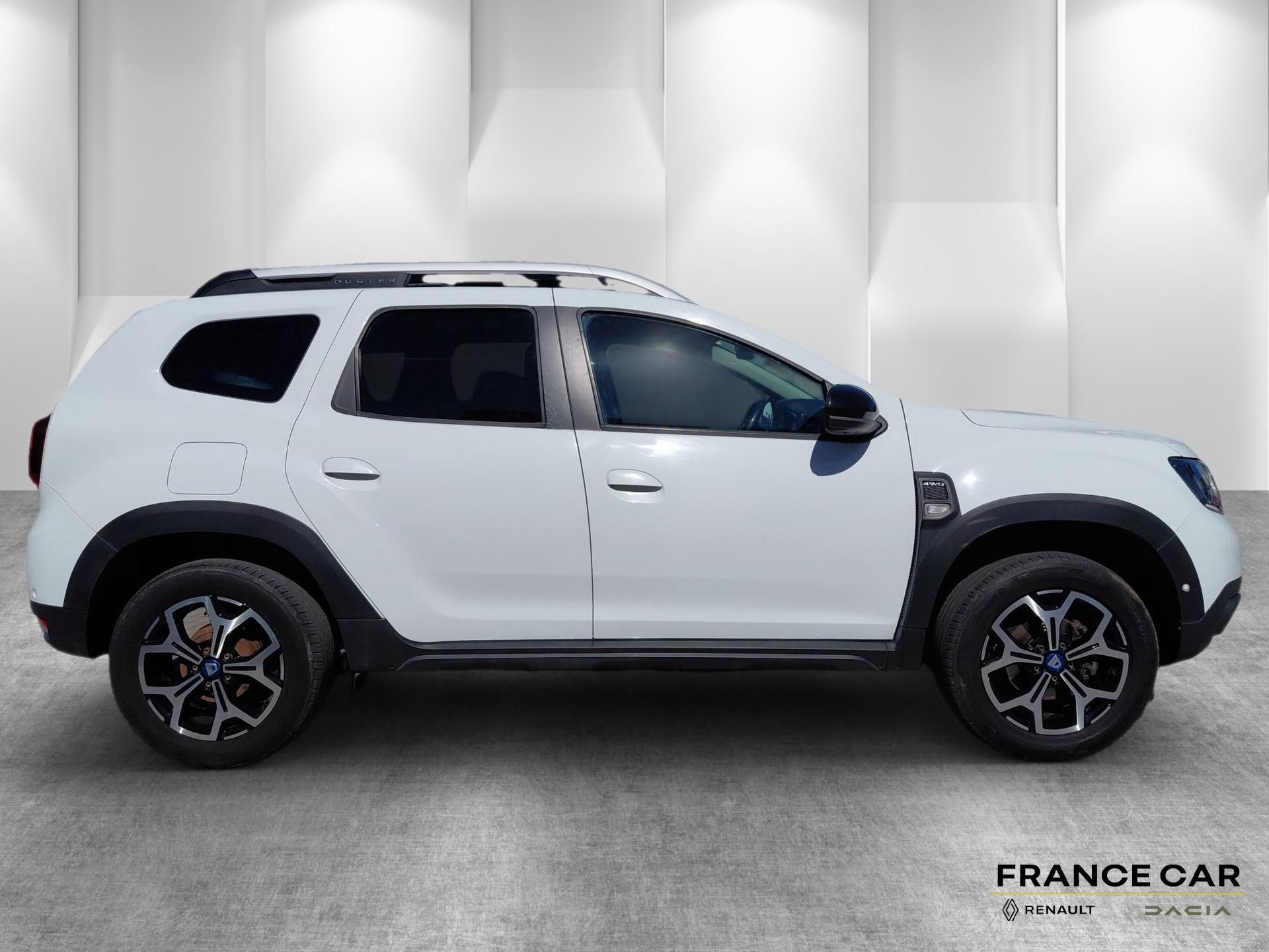 Dacia Duster, 1,3 TCe 110 KW Prestige 4x4 - fotka 4