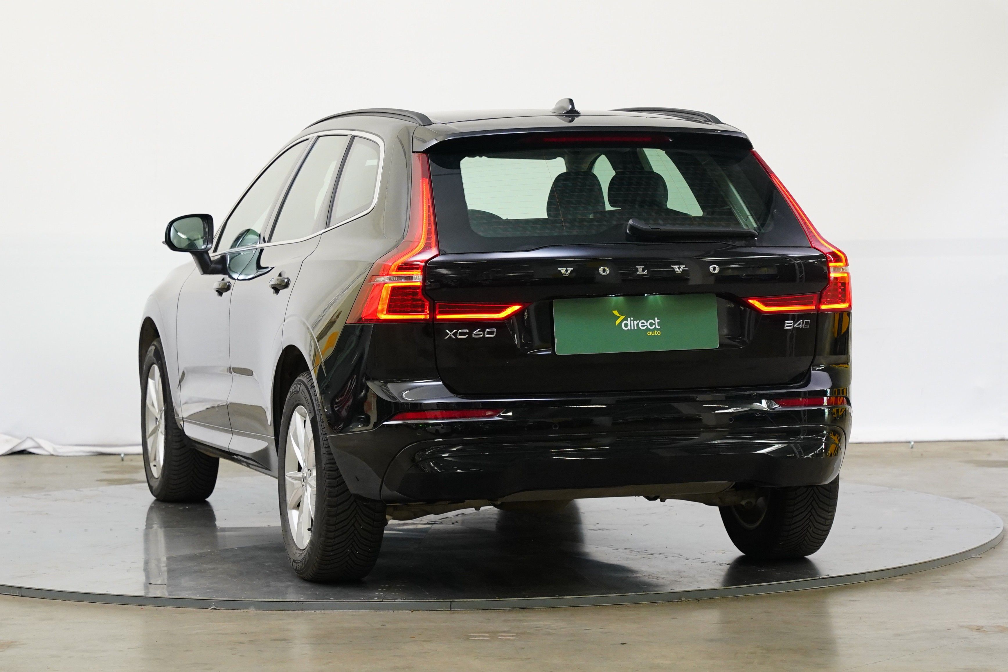 Volvo XC60, 2.0 B4 145 kW - fotka 4