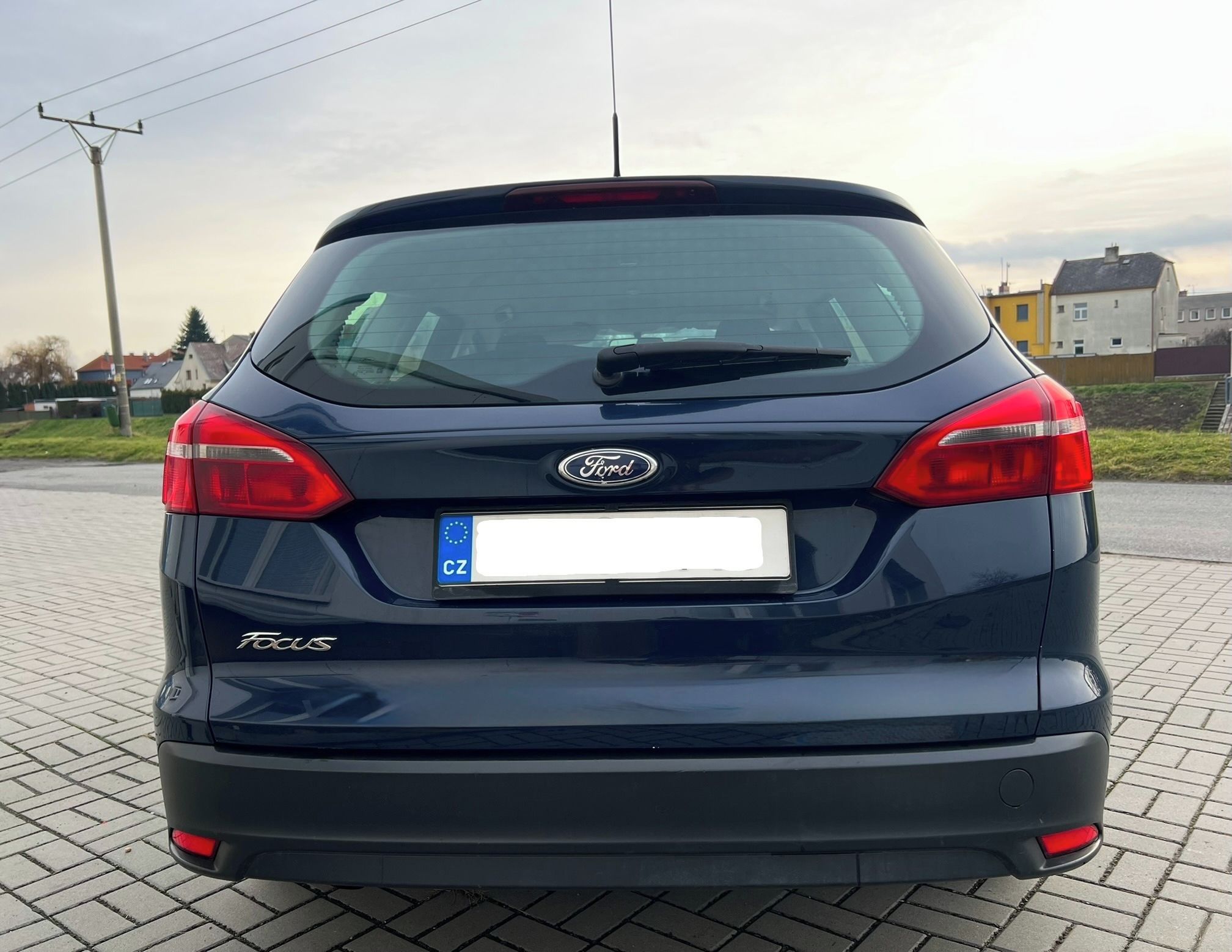 Ford Focus, 1,6 TDCi 70 kW, ČR, STK 7/2027 - fotka 5