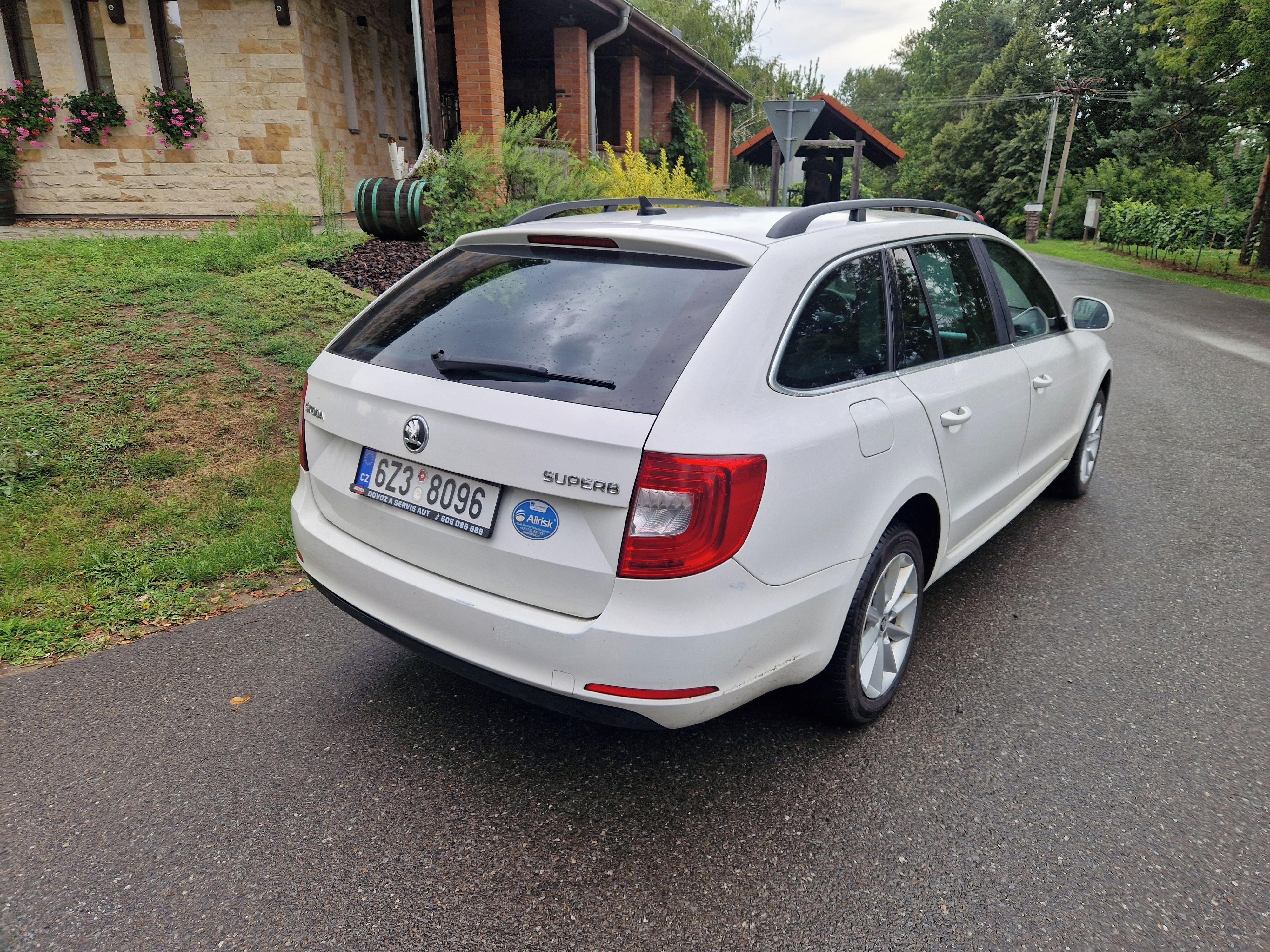 Škoda Superb, Škoda Superb 2 combi 2,0 TDI - fotka 3