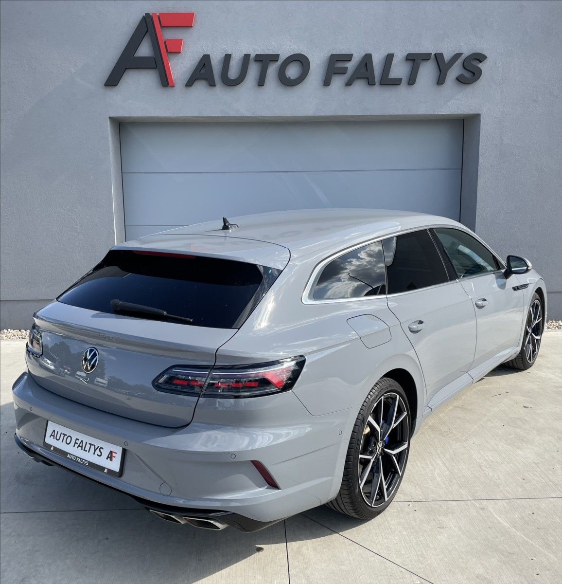 Volkswagen Arteon, R 2.0TSI 235KW 4X4 DSG - fotka 3