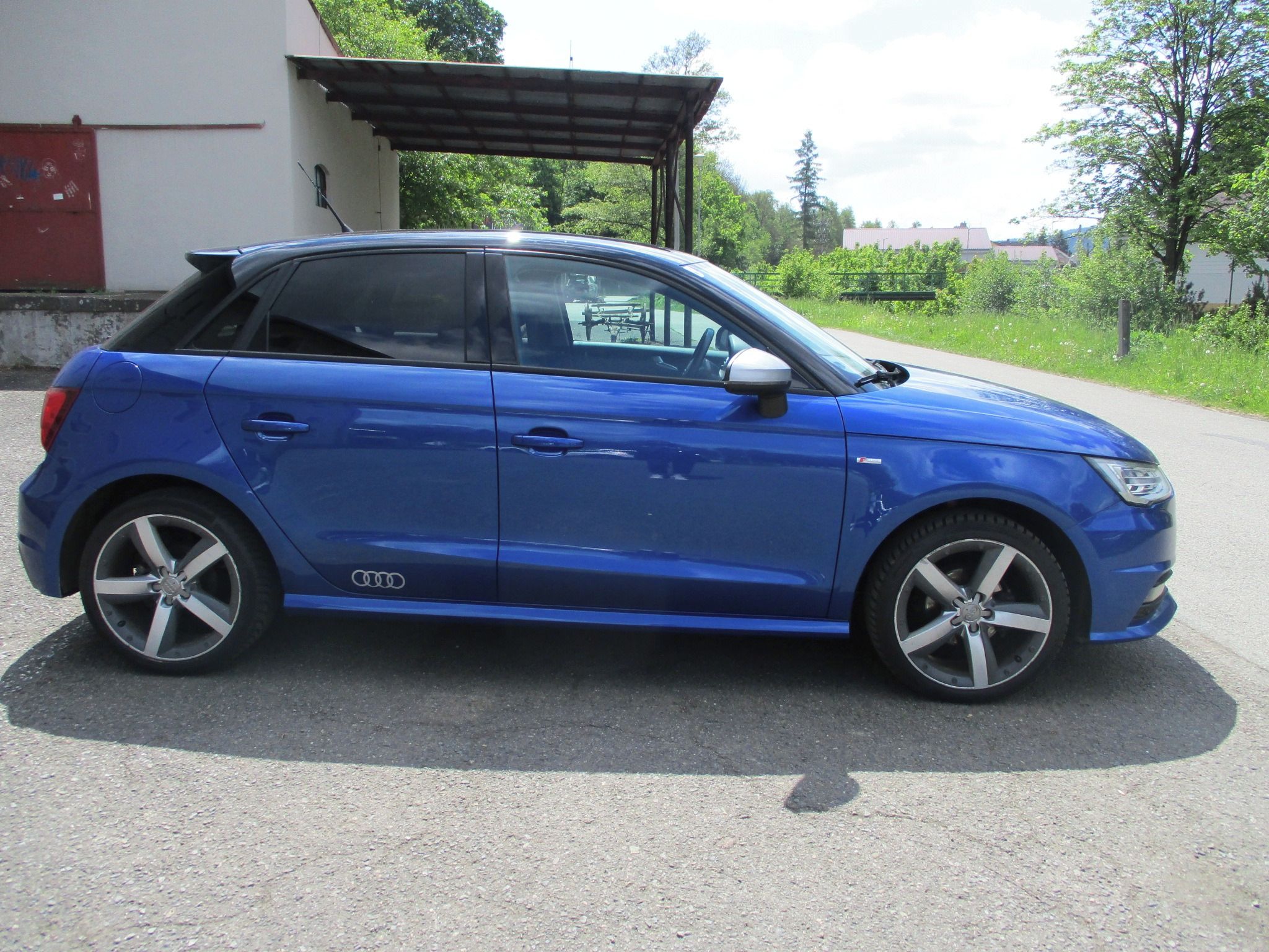 Audi A1, 1.0 TSi -S Line - fotka 6