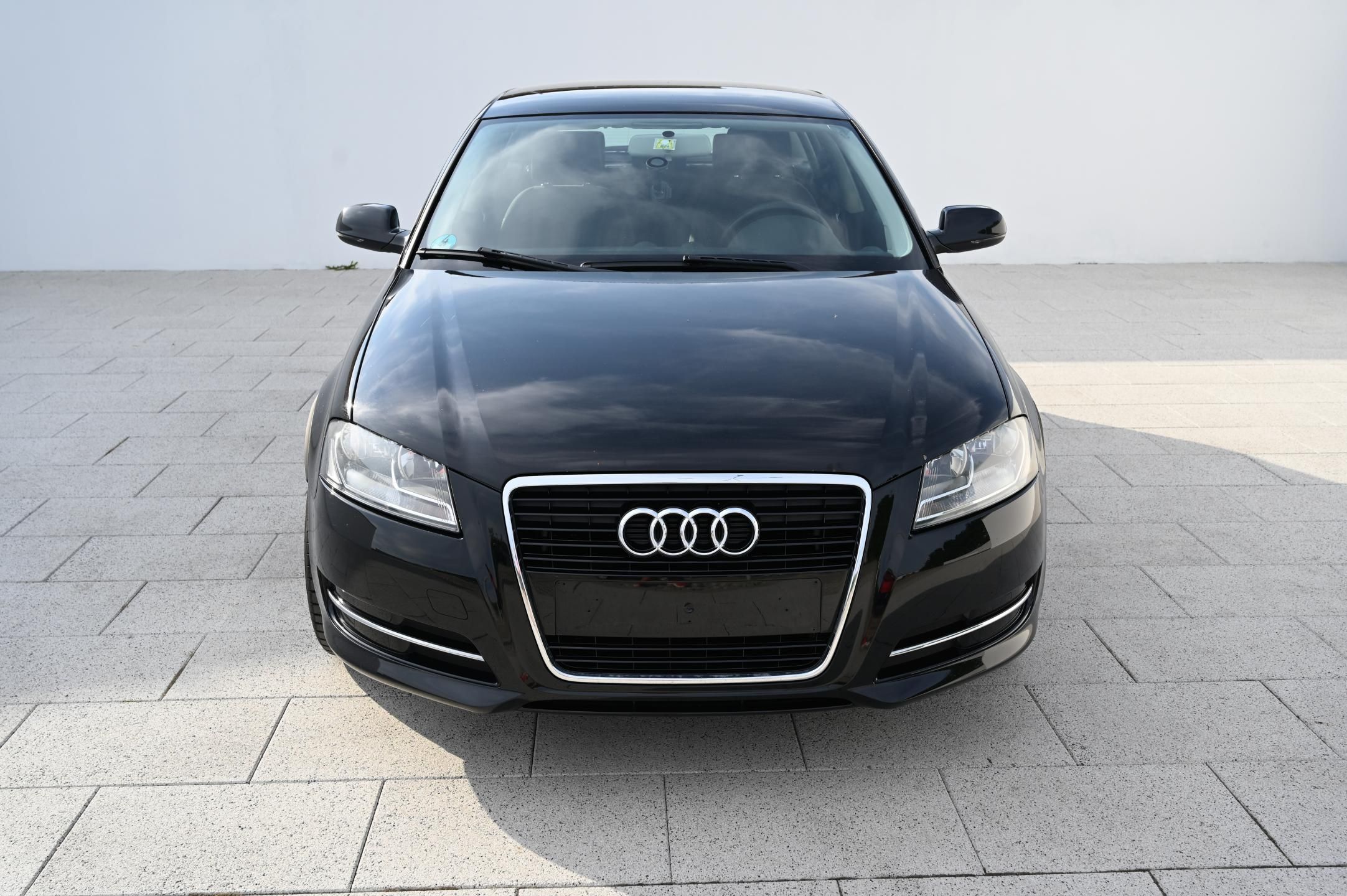 Audi A3, 1.6i  75 KW Sportback 6/2012 - fotka 2