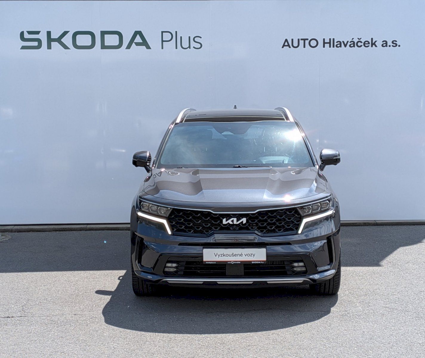 Kia Sorento, 2,2CRDi 142kW 4x4 8DCT TOP - fotka 4