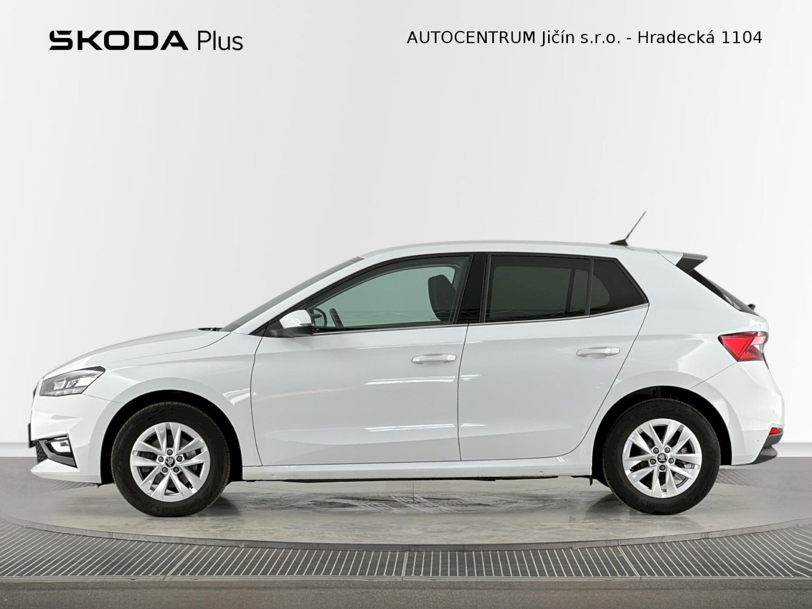 Škoda Fabia, DSG 1.0TSI 85kW Top Selection - fotka 3