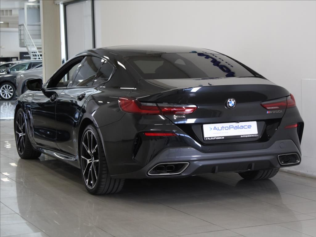 BMW Řada 8, 4,4 M850I B&O Laser 1.maj.ČR - fotka 3