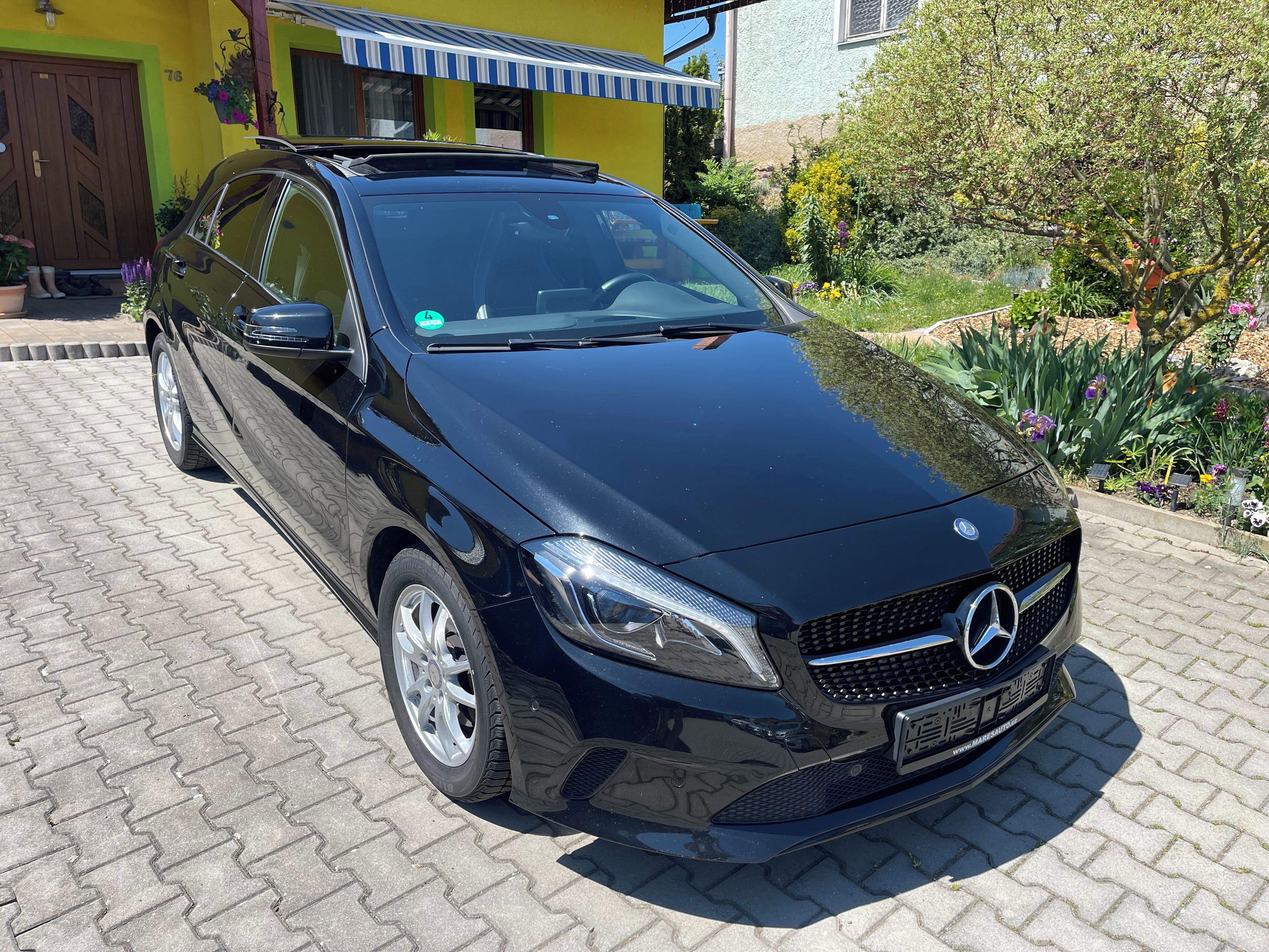 Mercedes-Benz Třídy A, 180, 90 KW,panorama,130 000 km