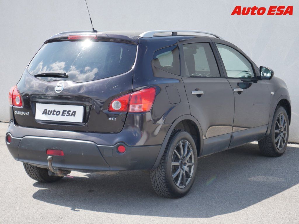 Nissan Qashqai, 2.0 DCI +2,ČR - fotka 4