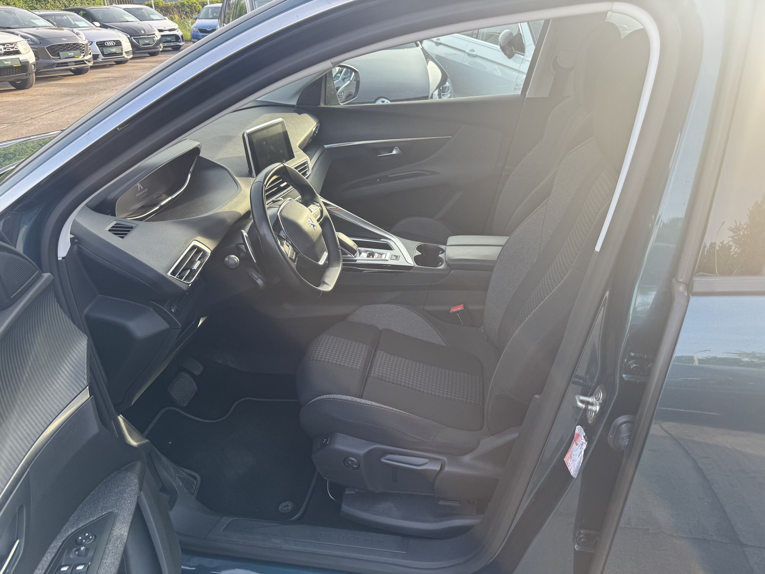 Peugeot 5008, 1.2 PureTech 96 kW - fotka 6