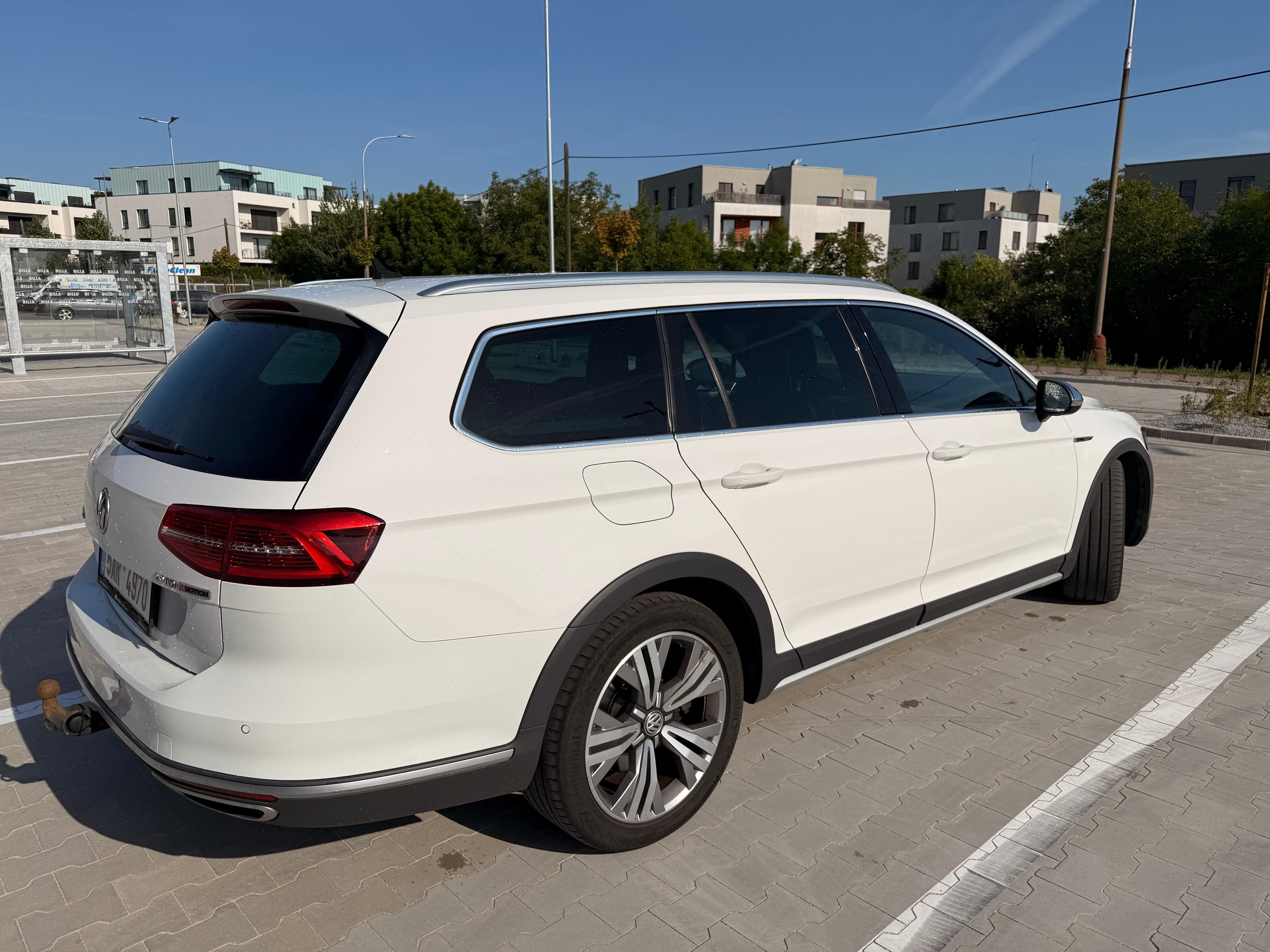 Volkswagen Passat, VW Passat B8 Alltrack 2.0 BiTD - fotka 3