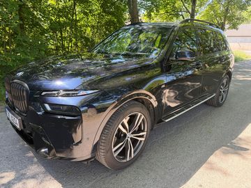 BMW X7 xDrive40d, 360,Pano,taž