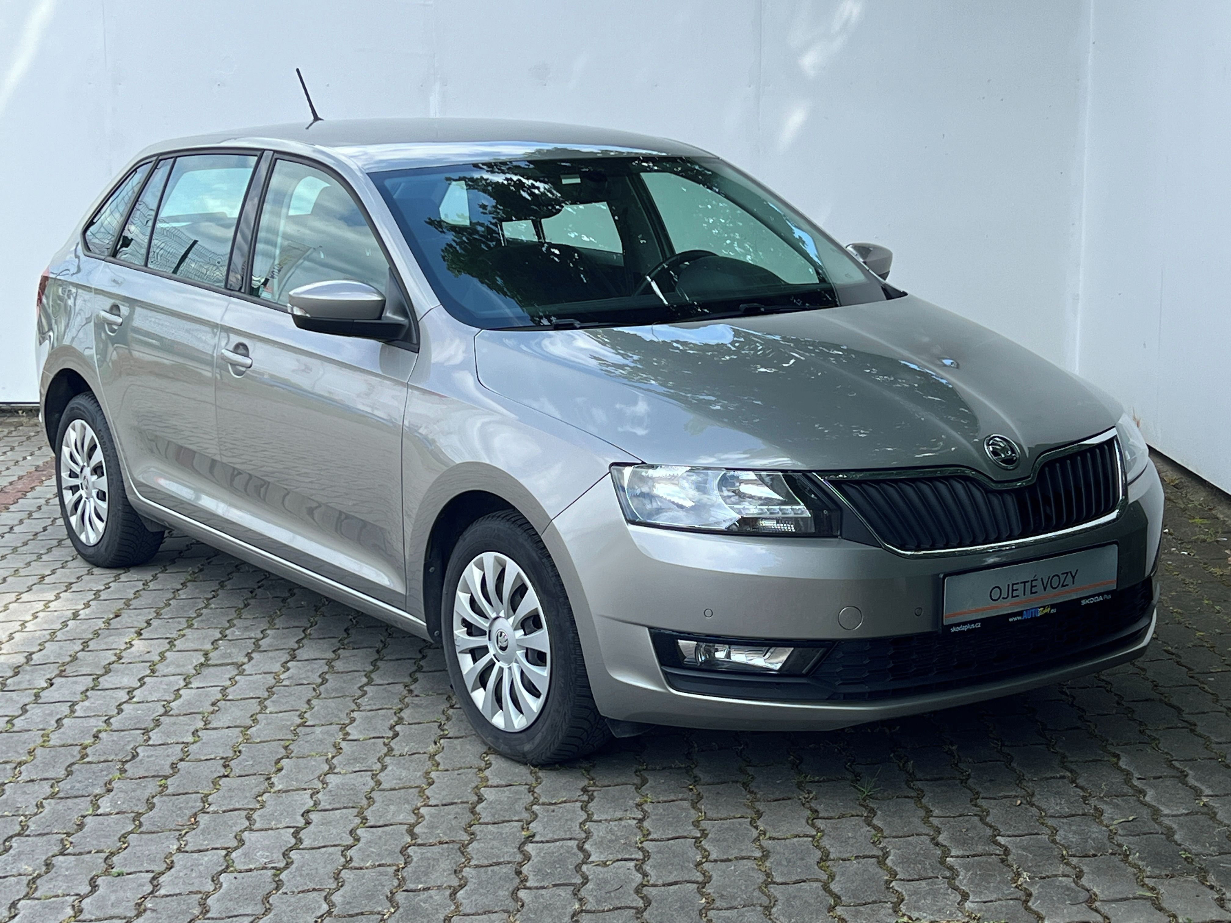 Škoda Rapid, 1,0 TSI / 81 kW Ambition - fotka 3