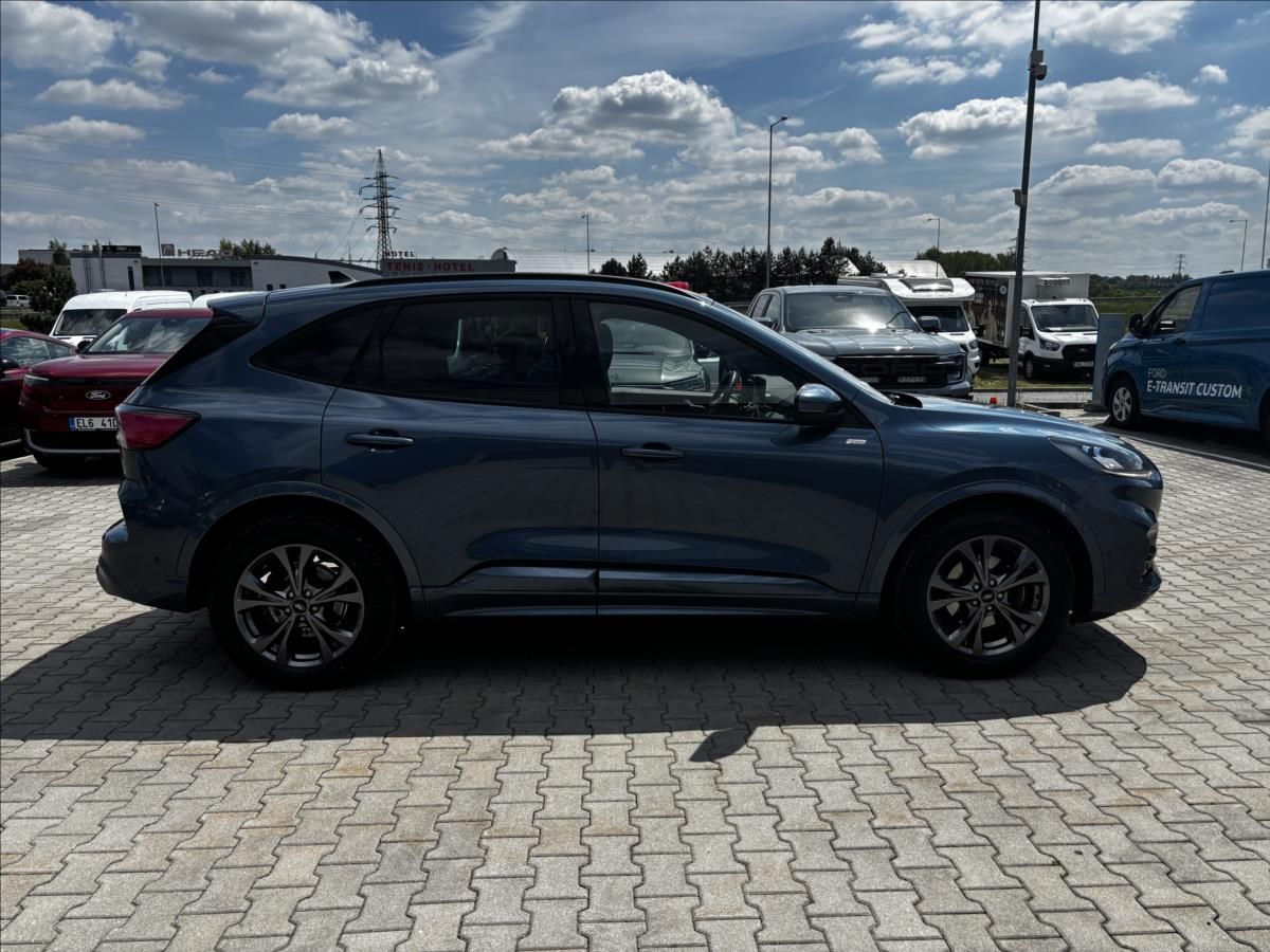 Ford Kuga, 1,5 EcoBoost 110kW ST-Line - fotka 6