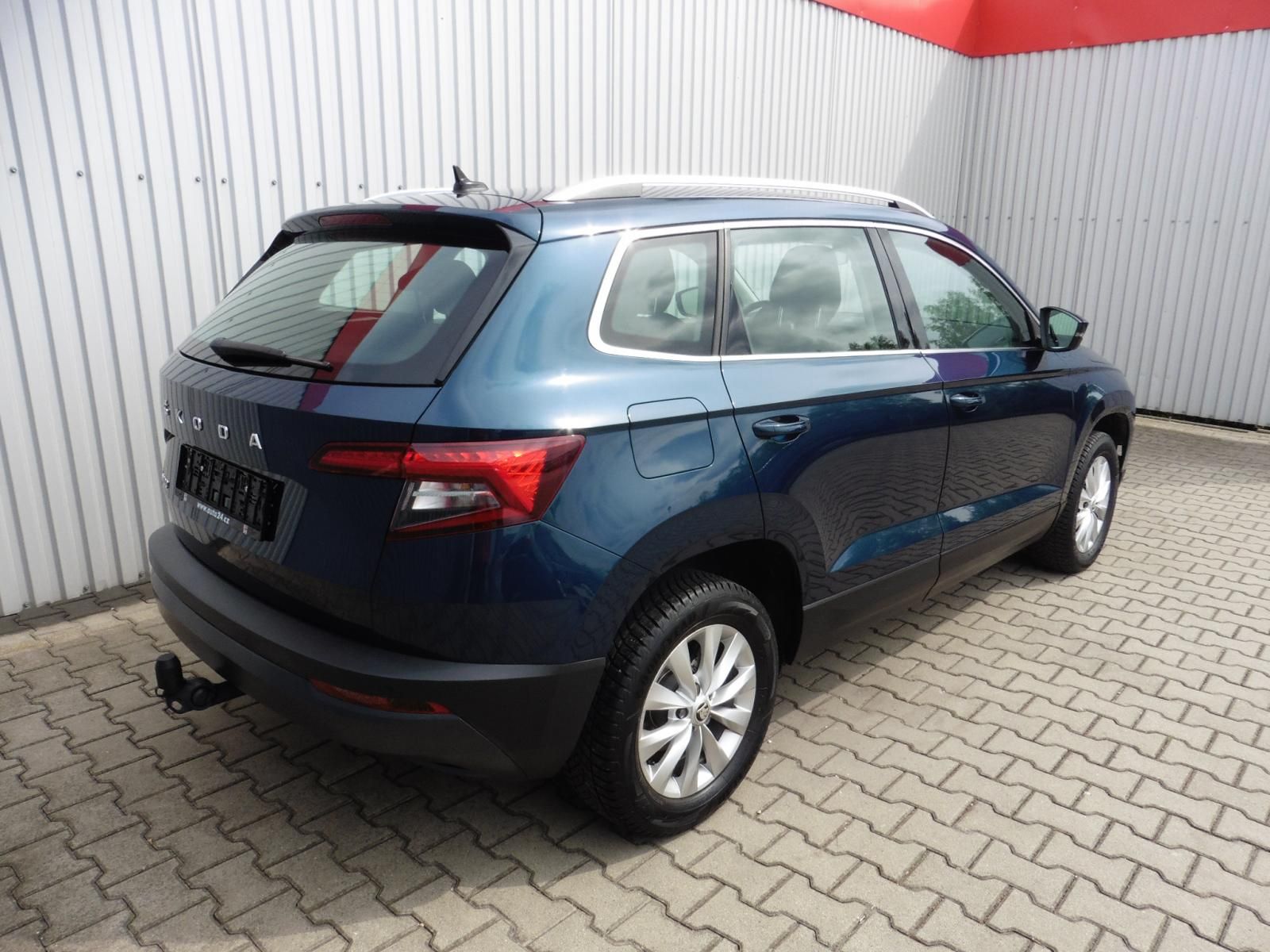 Škoda Karoq, 1,0 TSi Style, Navi, ... - fotka 3