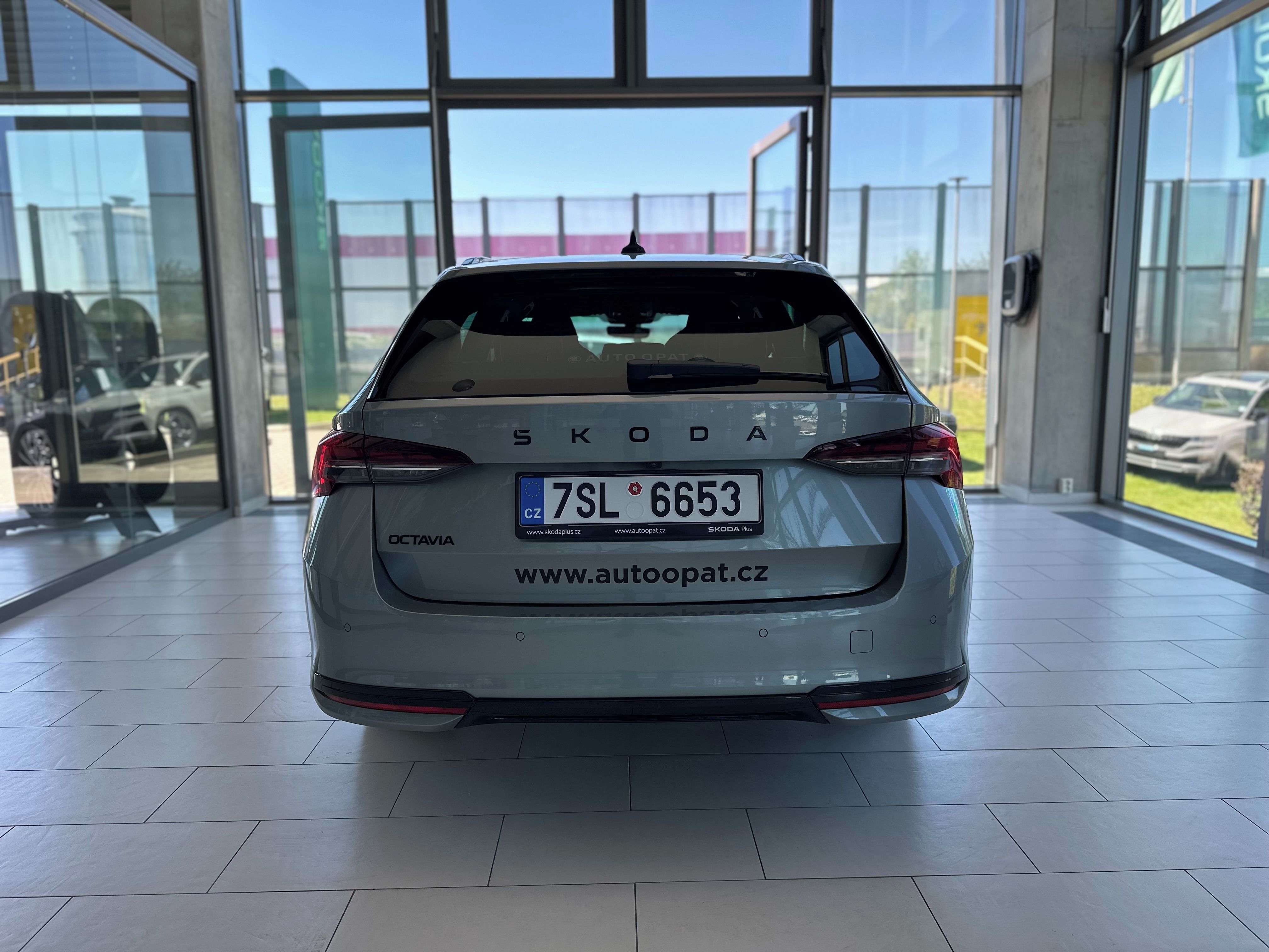 Škoda Octavia, Sportline 2,0 TDI 110 kW - fotka 6