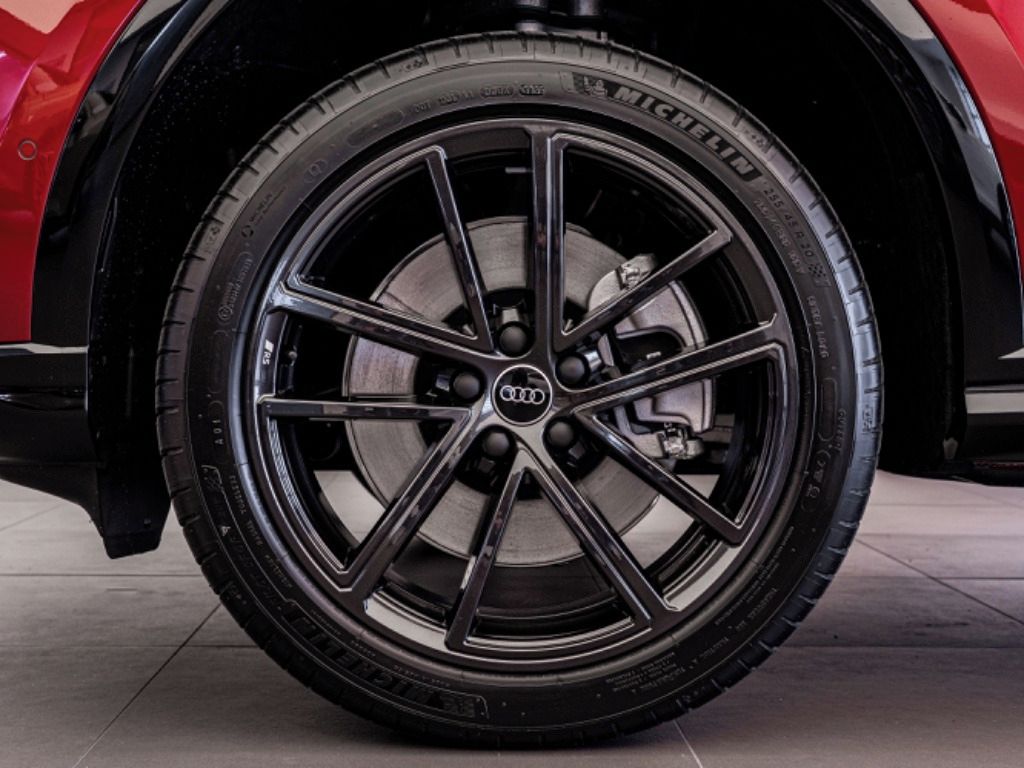 Audi Q5, NEW 2.0 TDI quattro - fotka 5