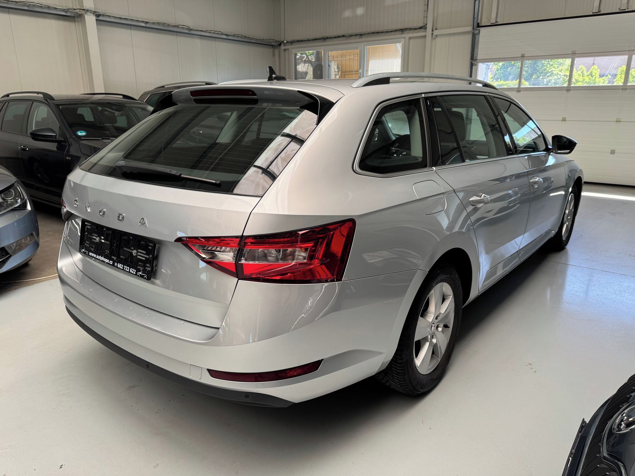 Škoda Superb, combi 1.5 TSI Ambition - fotka 6