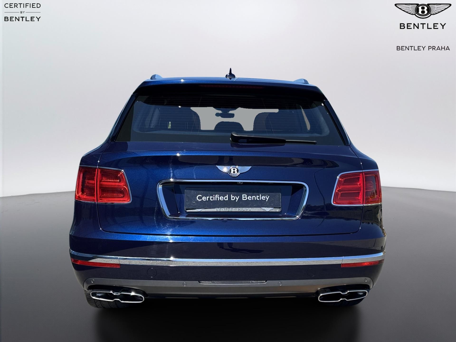 Bentley Bentayga, V8 - fotka 4